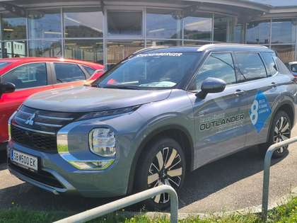 Mitsubishi Outlander PHEV 2,4 4WD Diamond Luxury 2-tone LederBraun AT 25