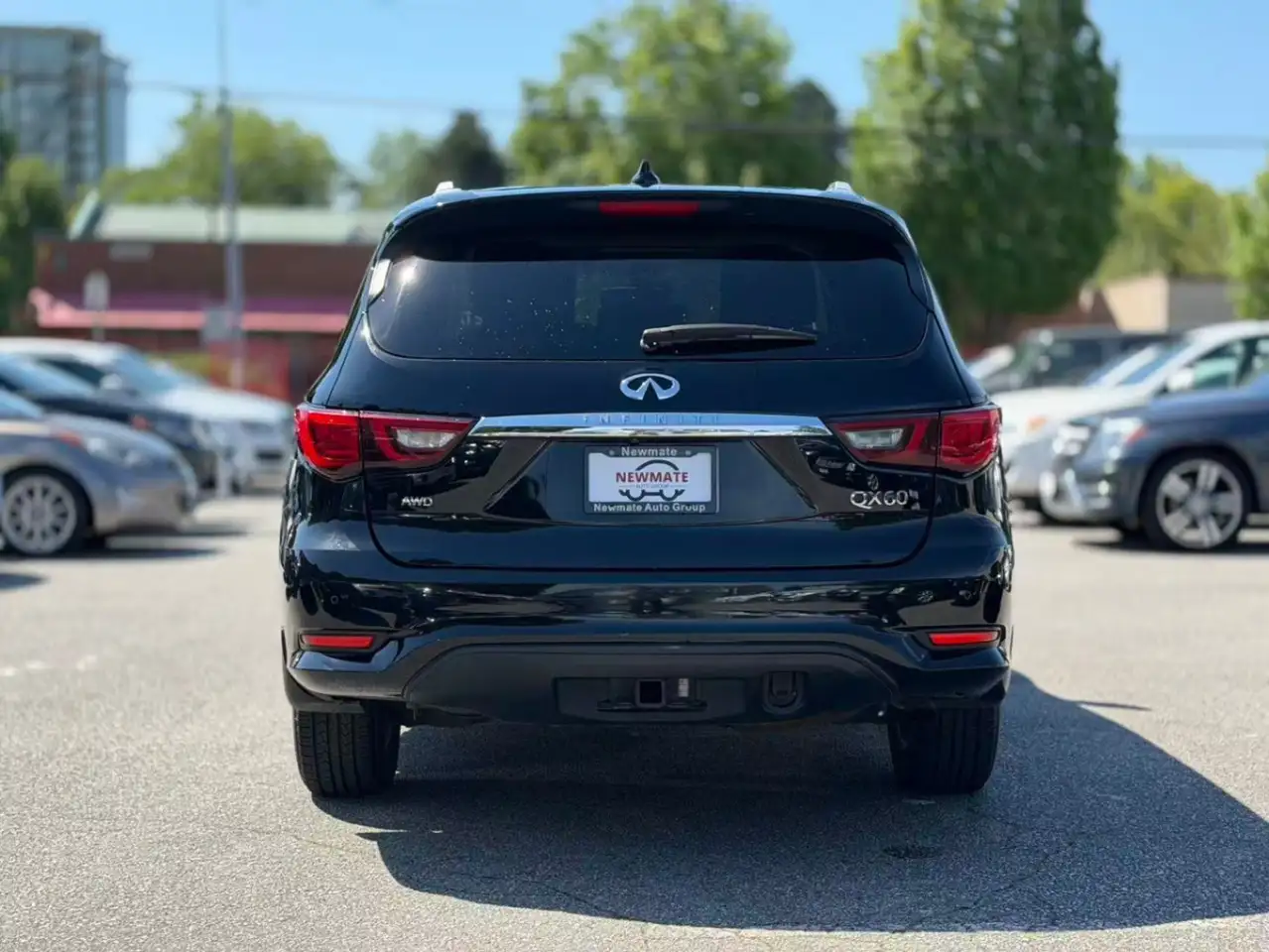 Infiniti QX60 снимка Infiniti QX60