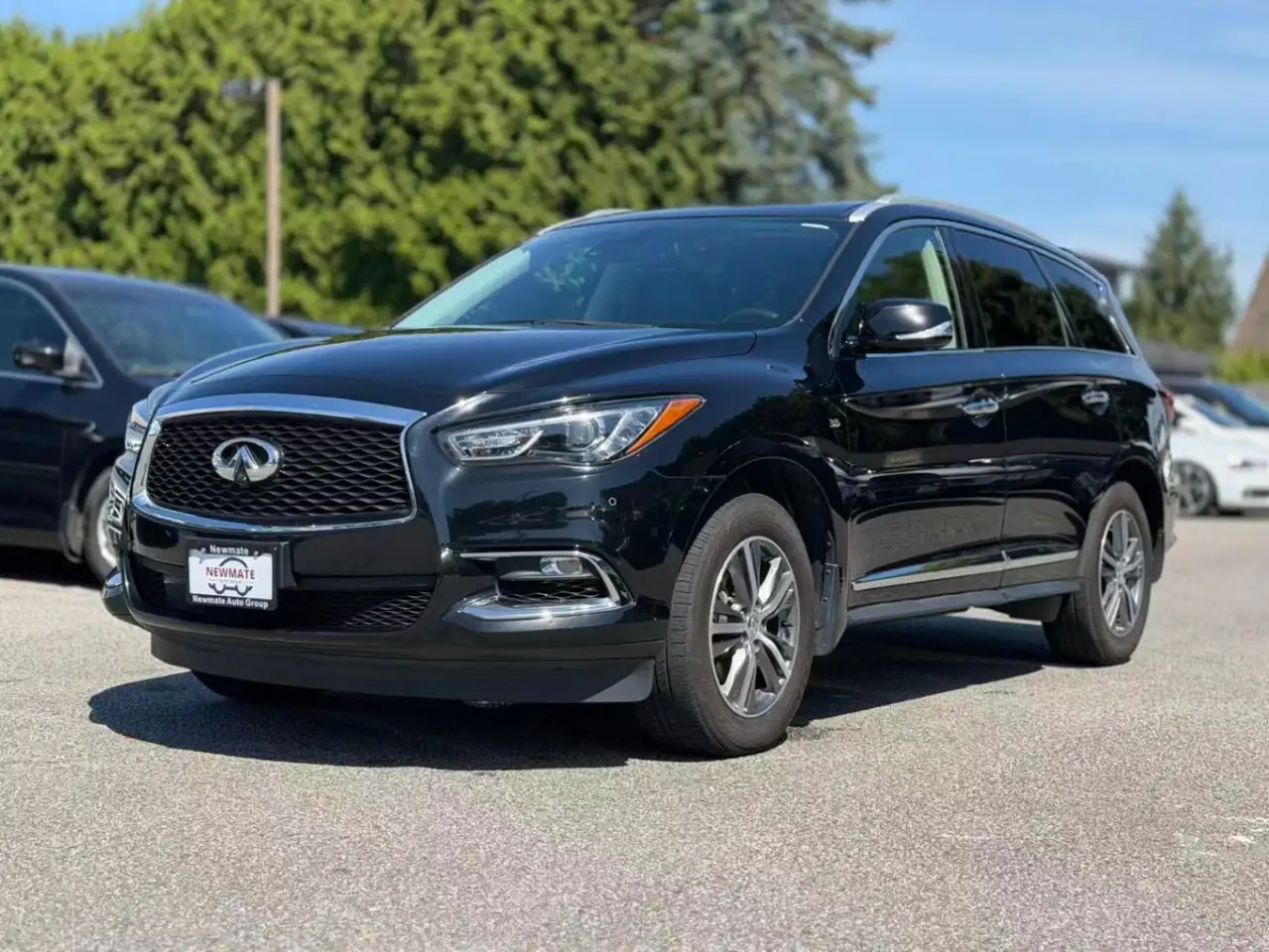 Infiniti QX60 снимка Infiniti QX60