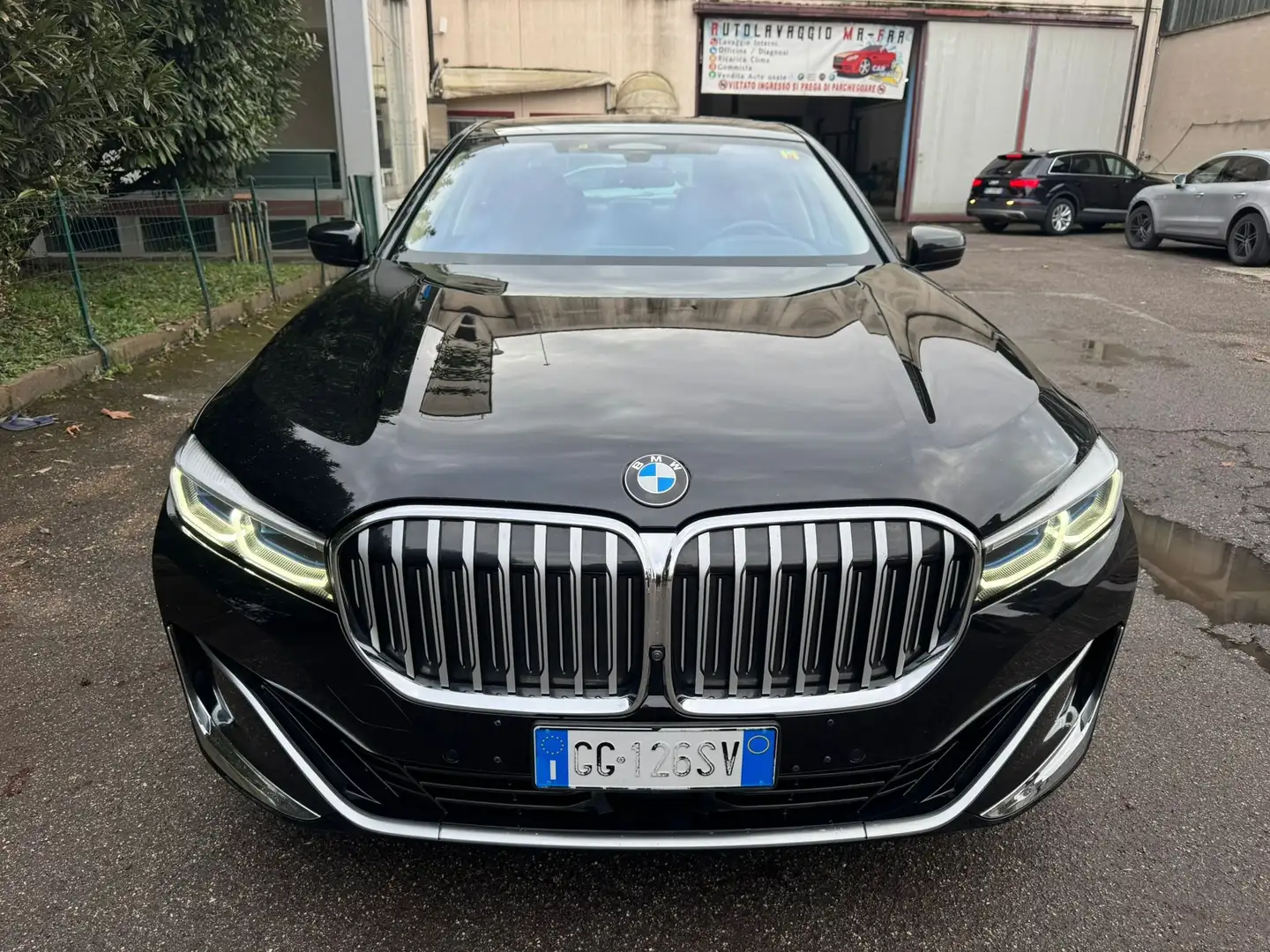 BMW 740 740Ld xdrive auto Nero - 2