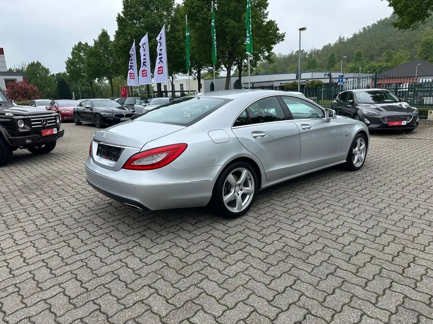 Mercedes-Benz CLS 350 V6 CGi LED Leder NAV Sitzbelüft AHK 18" Argent - 2