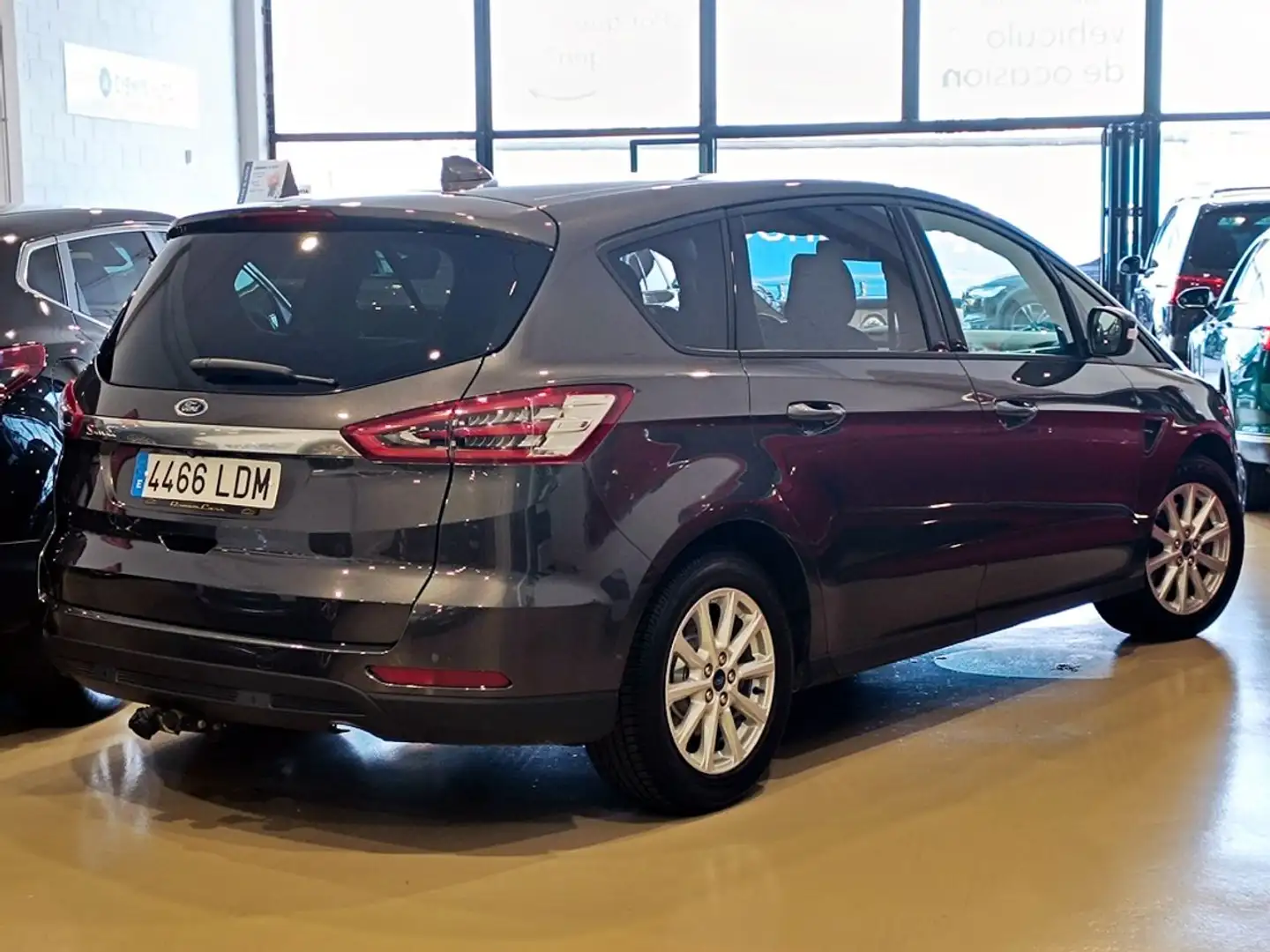 Ford S-Max 2.0TDCi Panther Titanium 150 Gris - 2