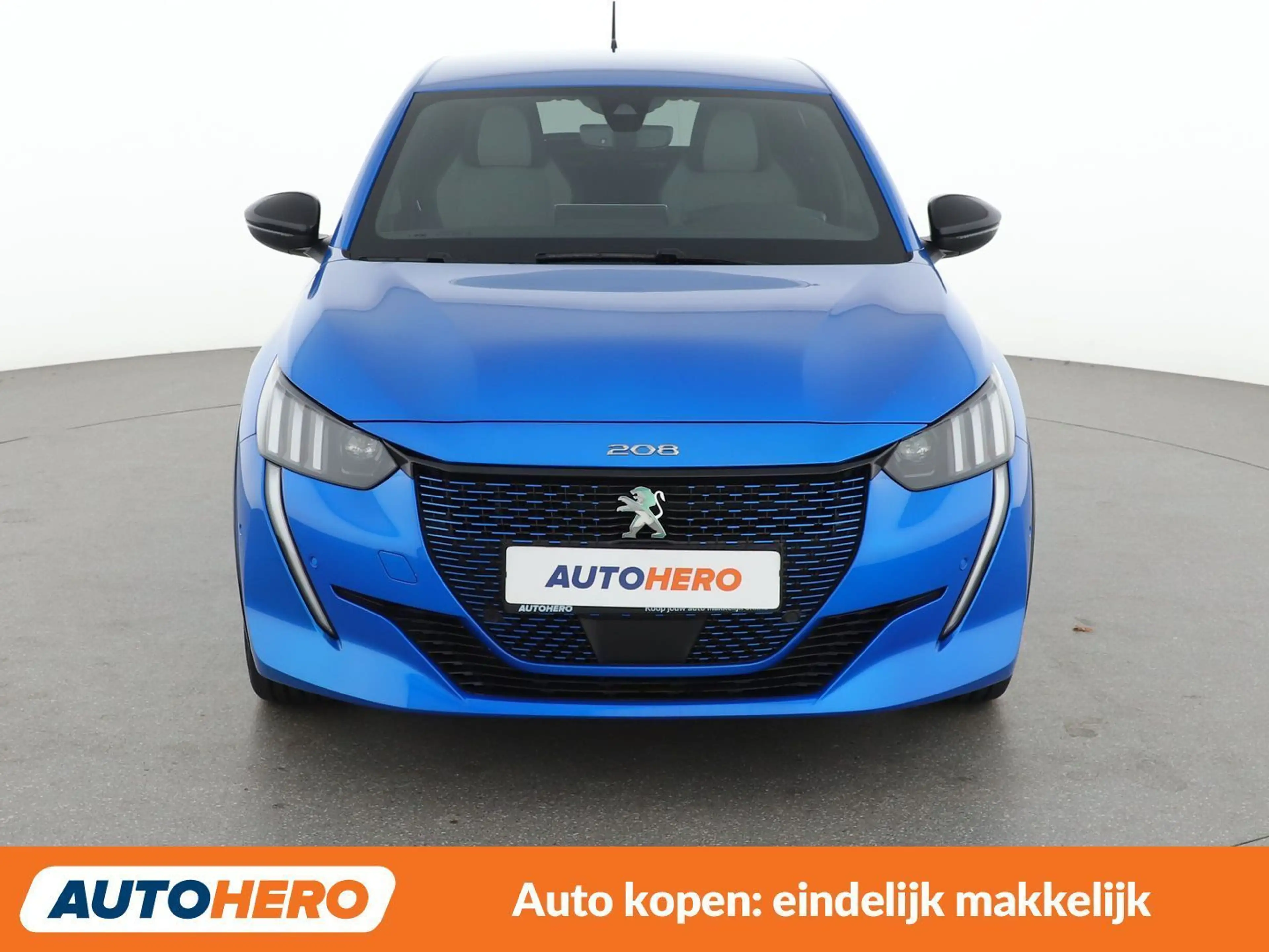 Peugeot e-208 electric drive 100 kW e GT — photo 9
