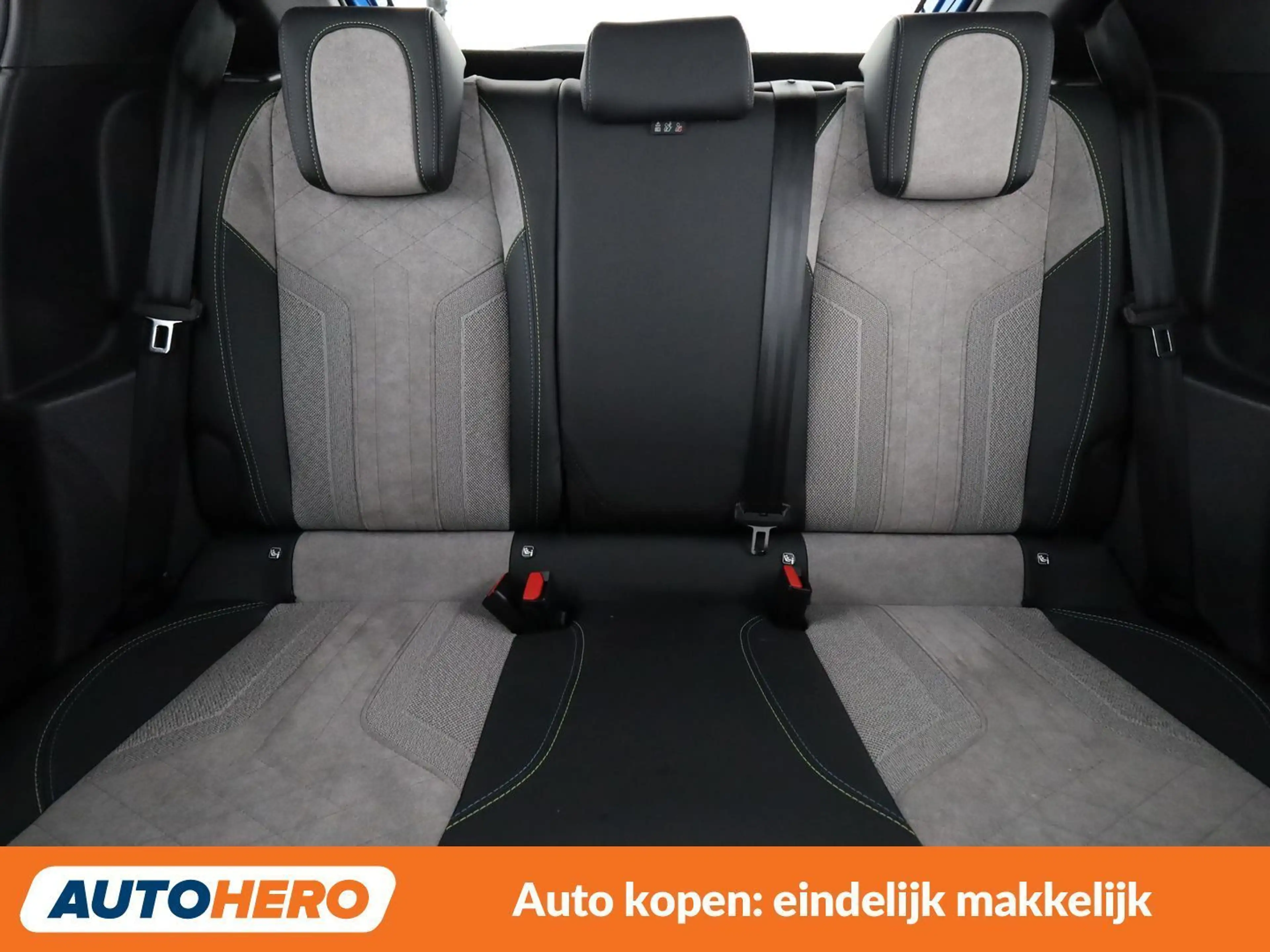 Peugeot e-208 electric drive 100 kW e GT — photo 15