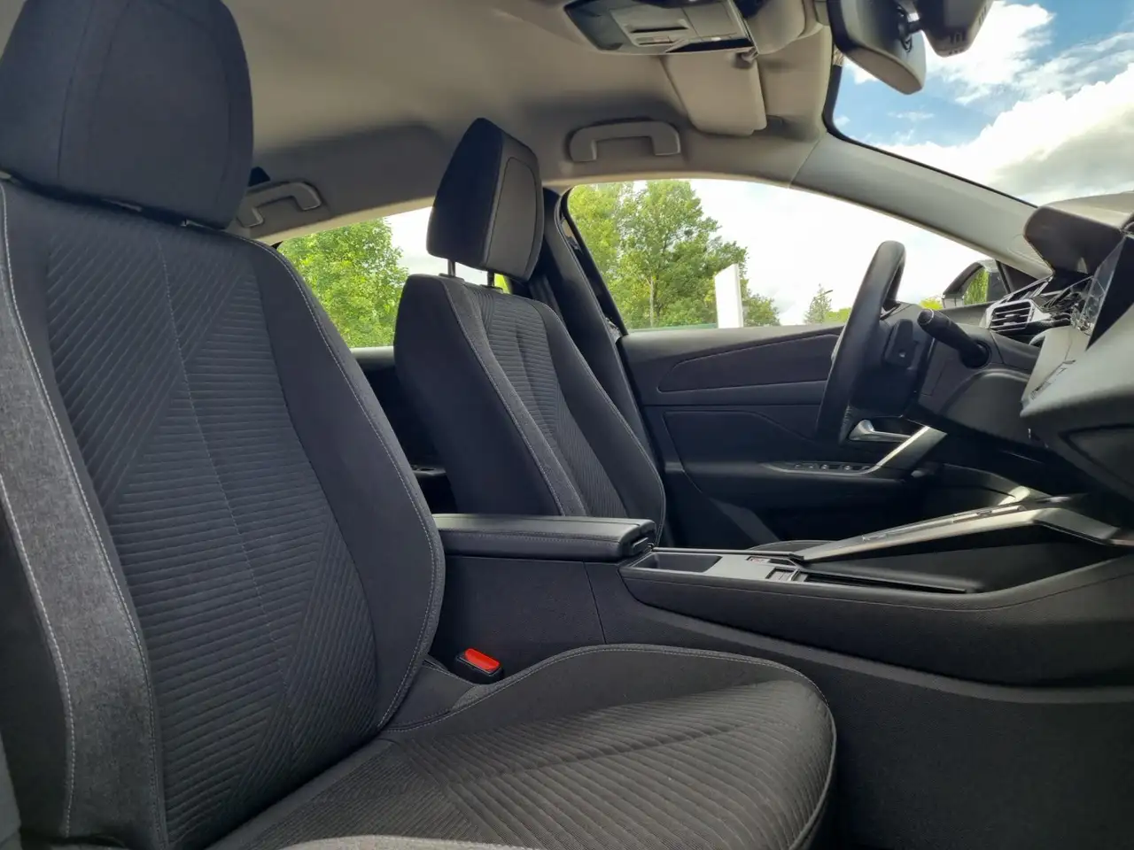 Peugeot 308 308 SW — photo 15