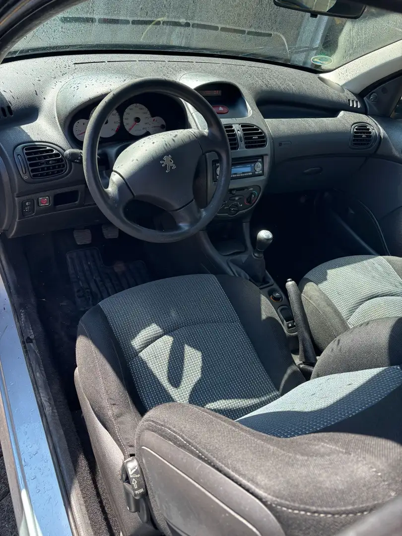 Peugeot 206 110 Premium - 2