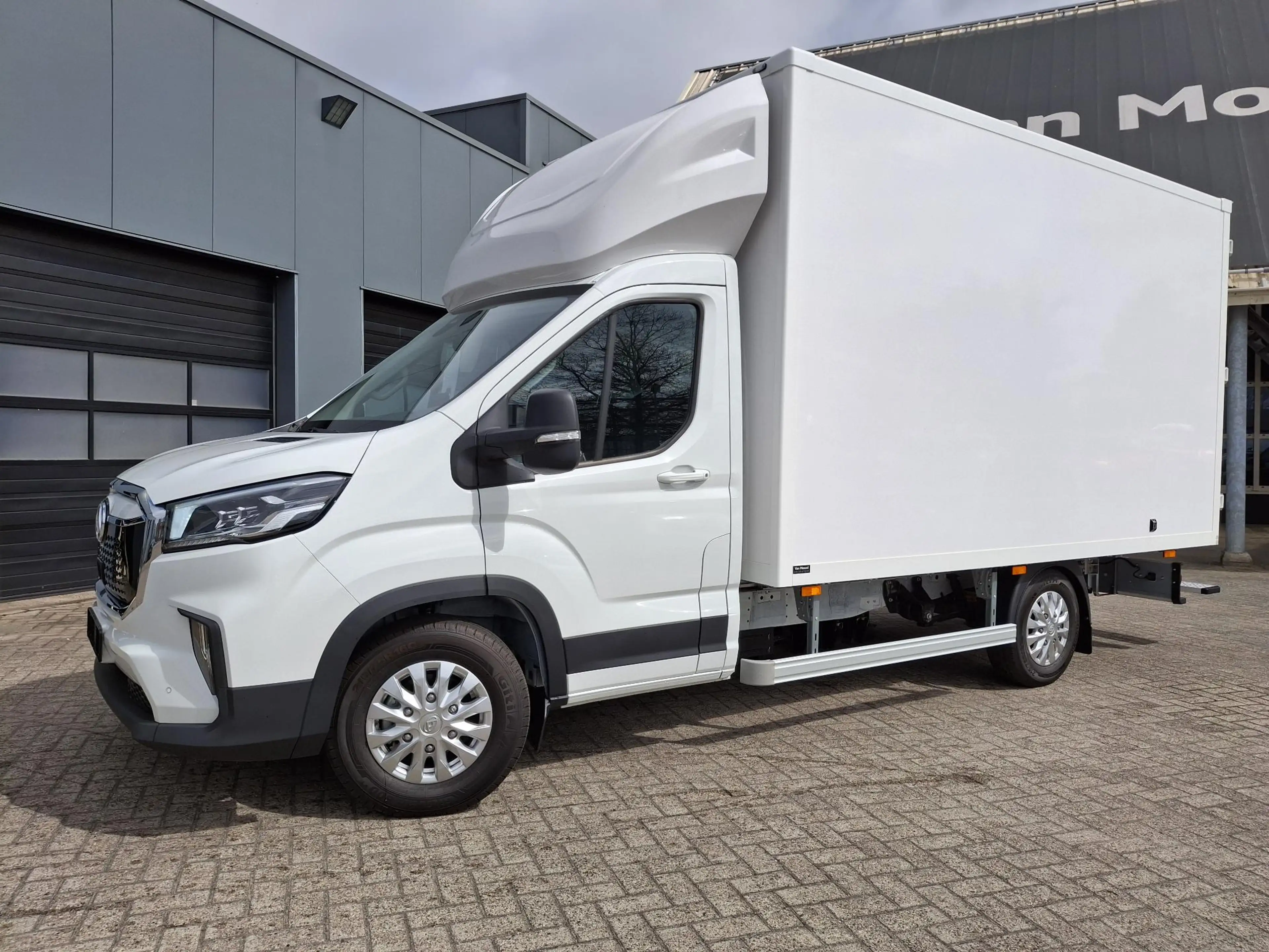 Maxus eDeliver 9 L3 65 kWh CityBoX | Openslaande Deuren | Eco Light — photo 3