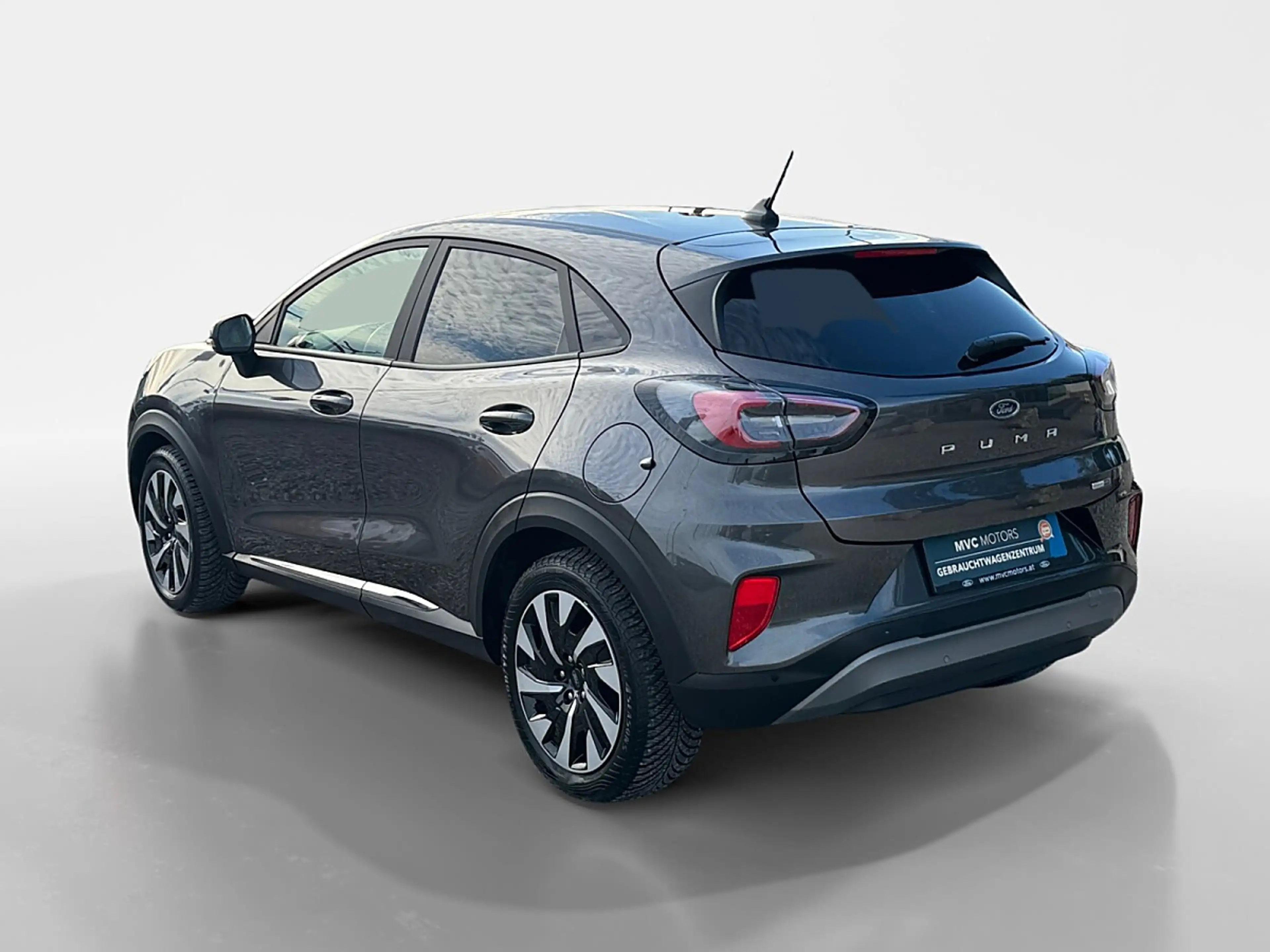 Ford Puma 1,0 EcoBoost Hybrid Titanium — photo 3