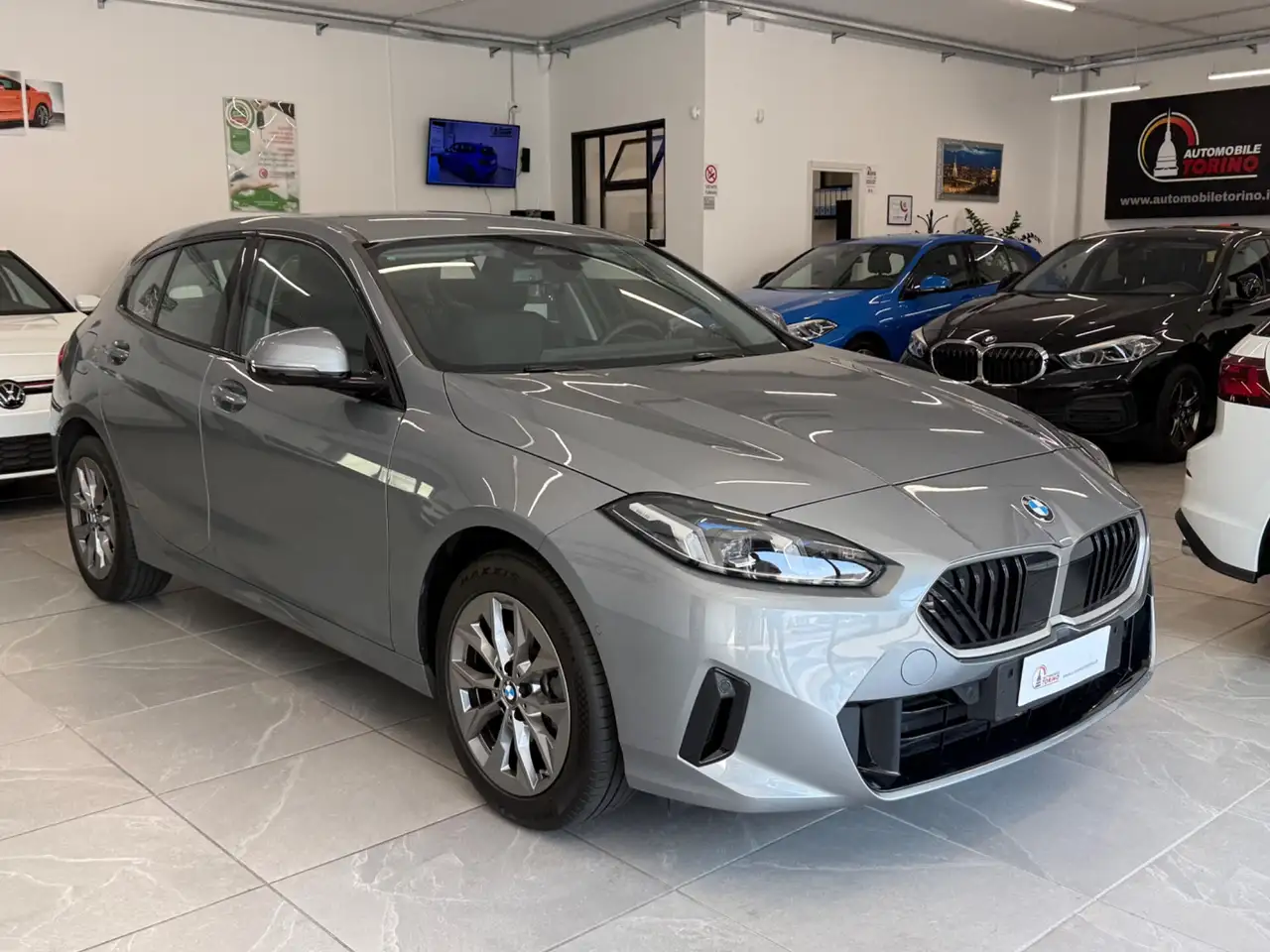 BMW 1 Series 120 48V, миниатюра 3