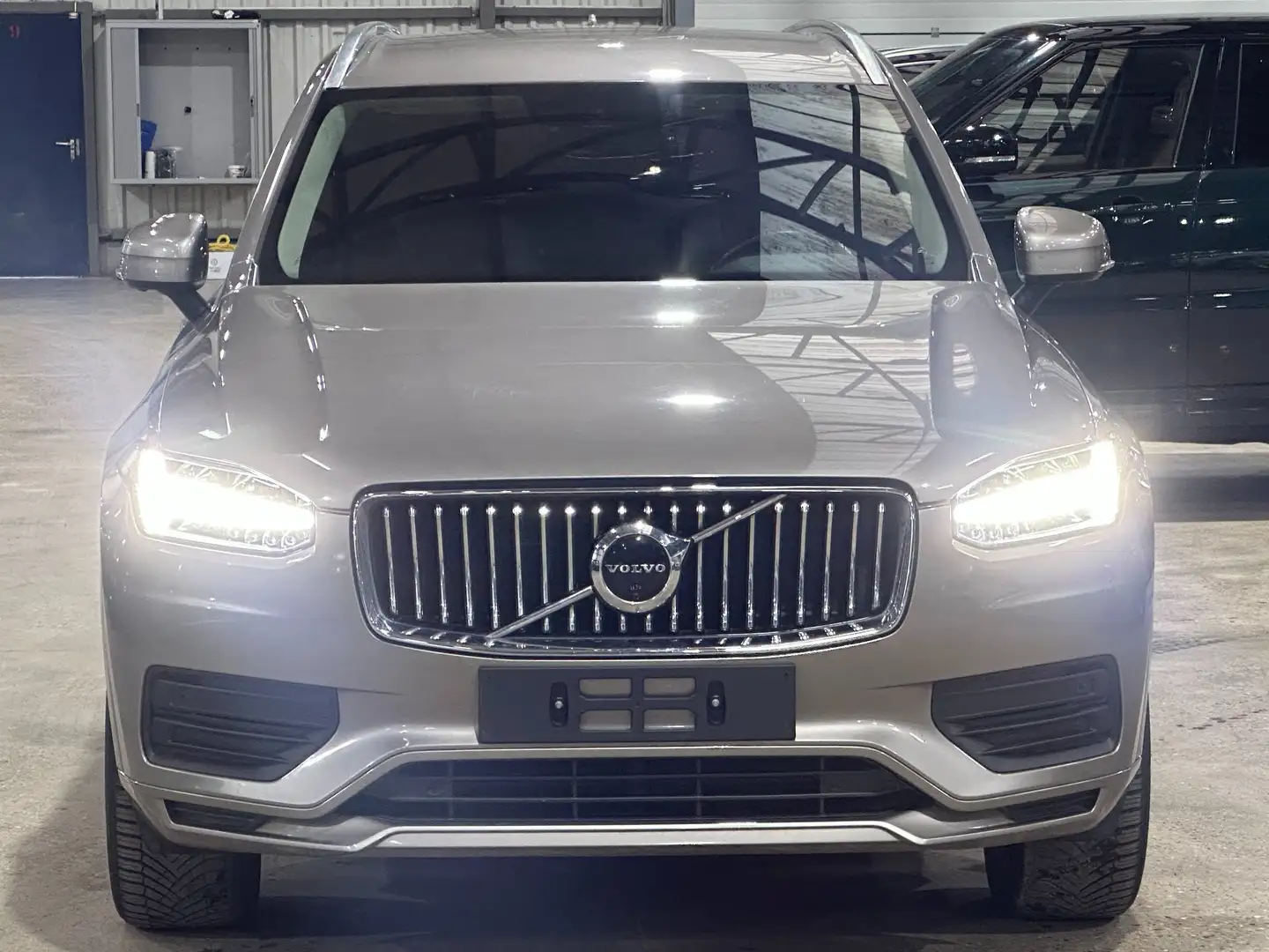 Volvo XC90 2.0 B5 4WD Momentum Pro AdBlue LKW Gris - 2