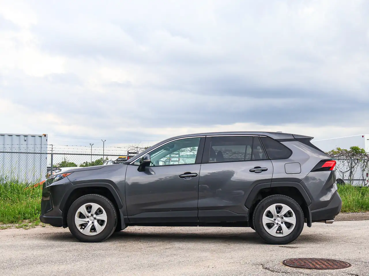 Toyota RAV 4 photo Toyota RAV 4