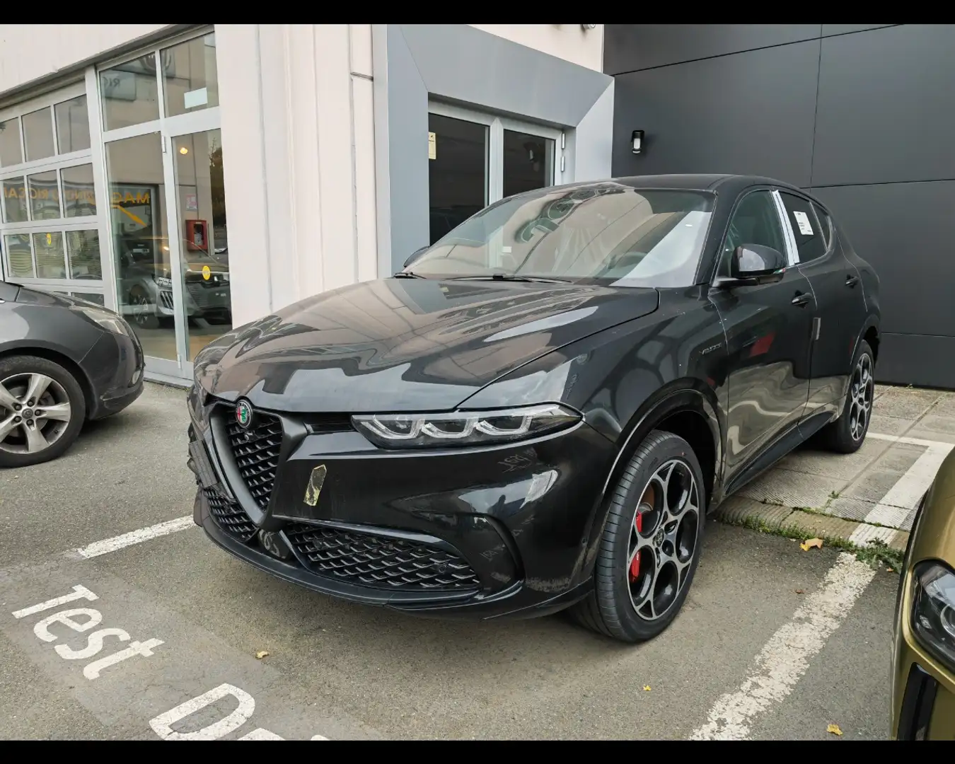 Alfa Romeo Tonale 1.3 Plug in Hybrid Veloce Noir - 1