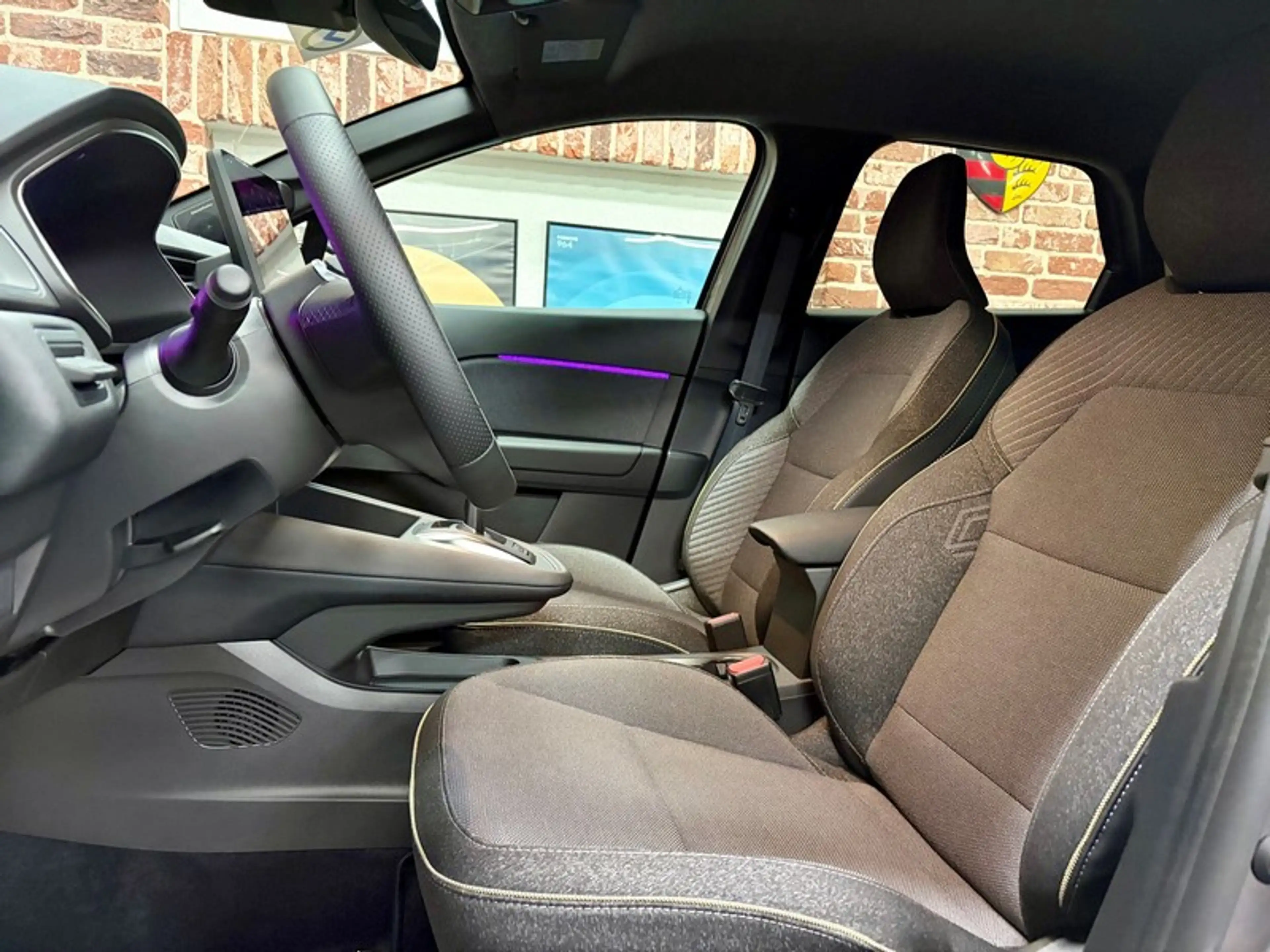 Renault Symbioz Symbioz E-Tech Hybrid 1.8 160cv Auto TECHNO — photo 5