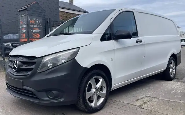 Mercedes-Benz Vito 2.2 Attache-remorque