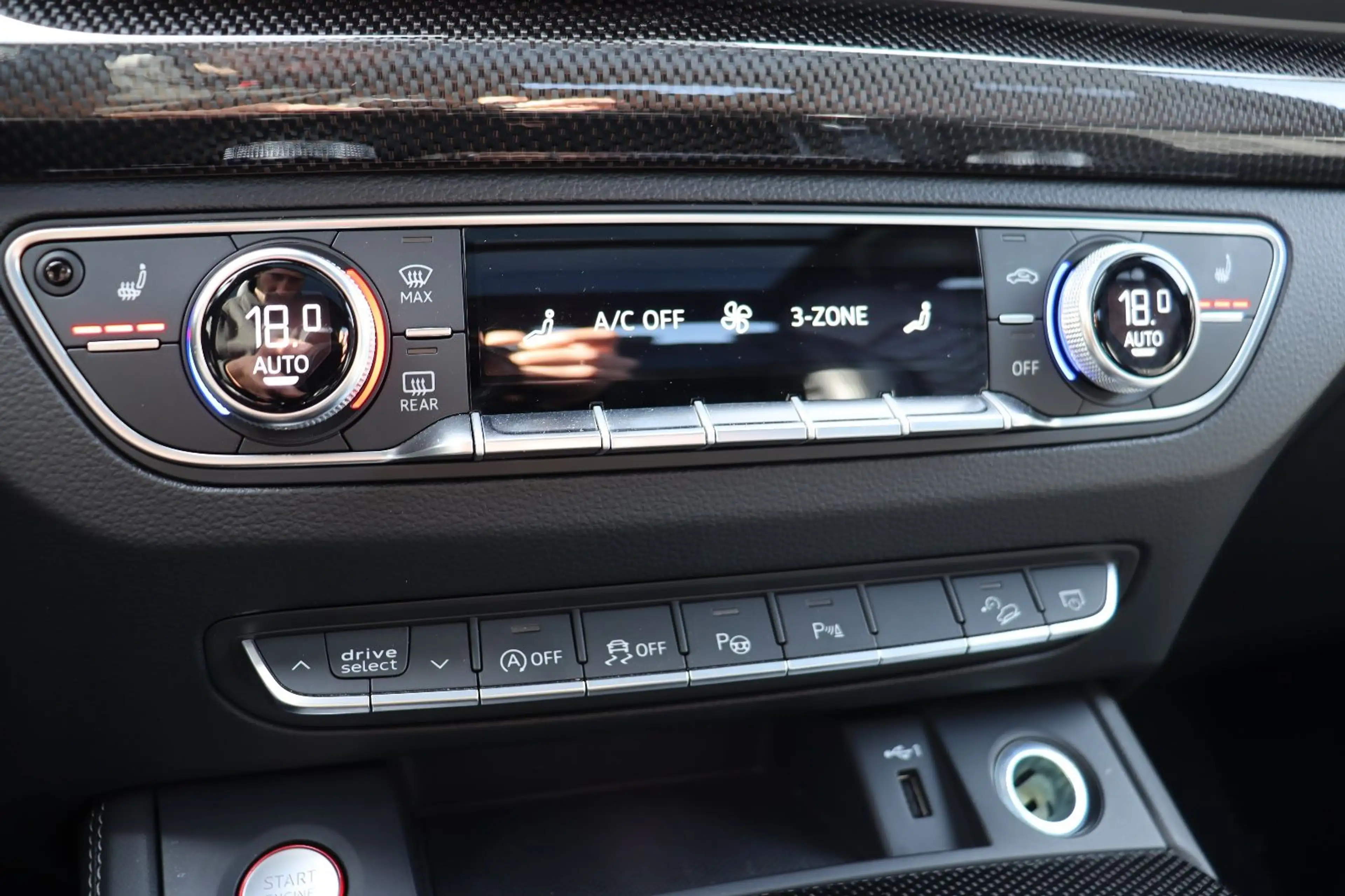 Audi SQ5 *MATRIX*B&O*PANO*360°*AHK*LUFT*ACC* — photo 16