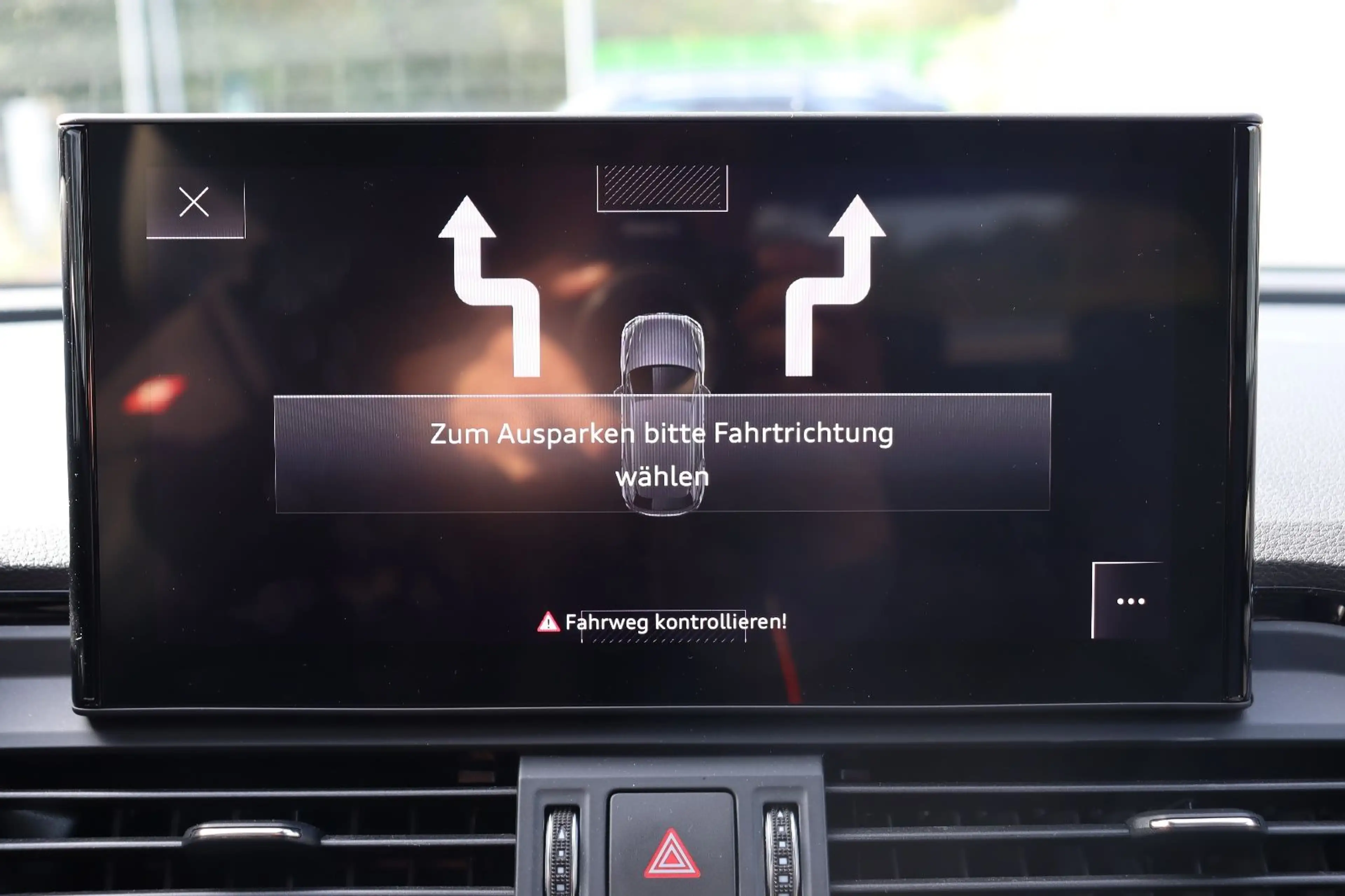 Audi SQ5 *MATRIX*B&O*PANO*360°*AHK*LUFT*ACC* — photo 24