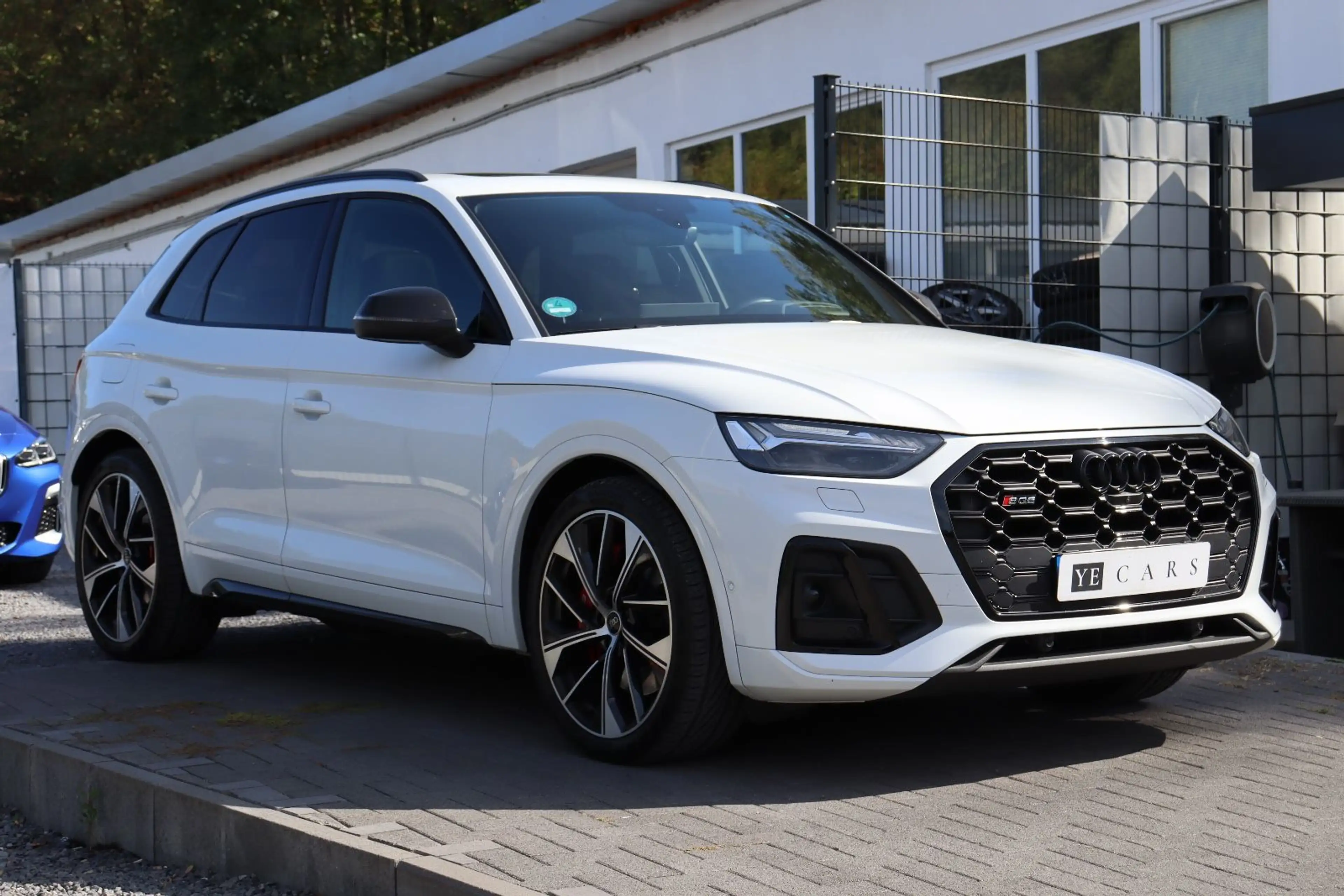 Audi SQ5 *MATRIX*B&O*PANO*360°*AHK*LUFT*ACC* — photo 3