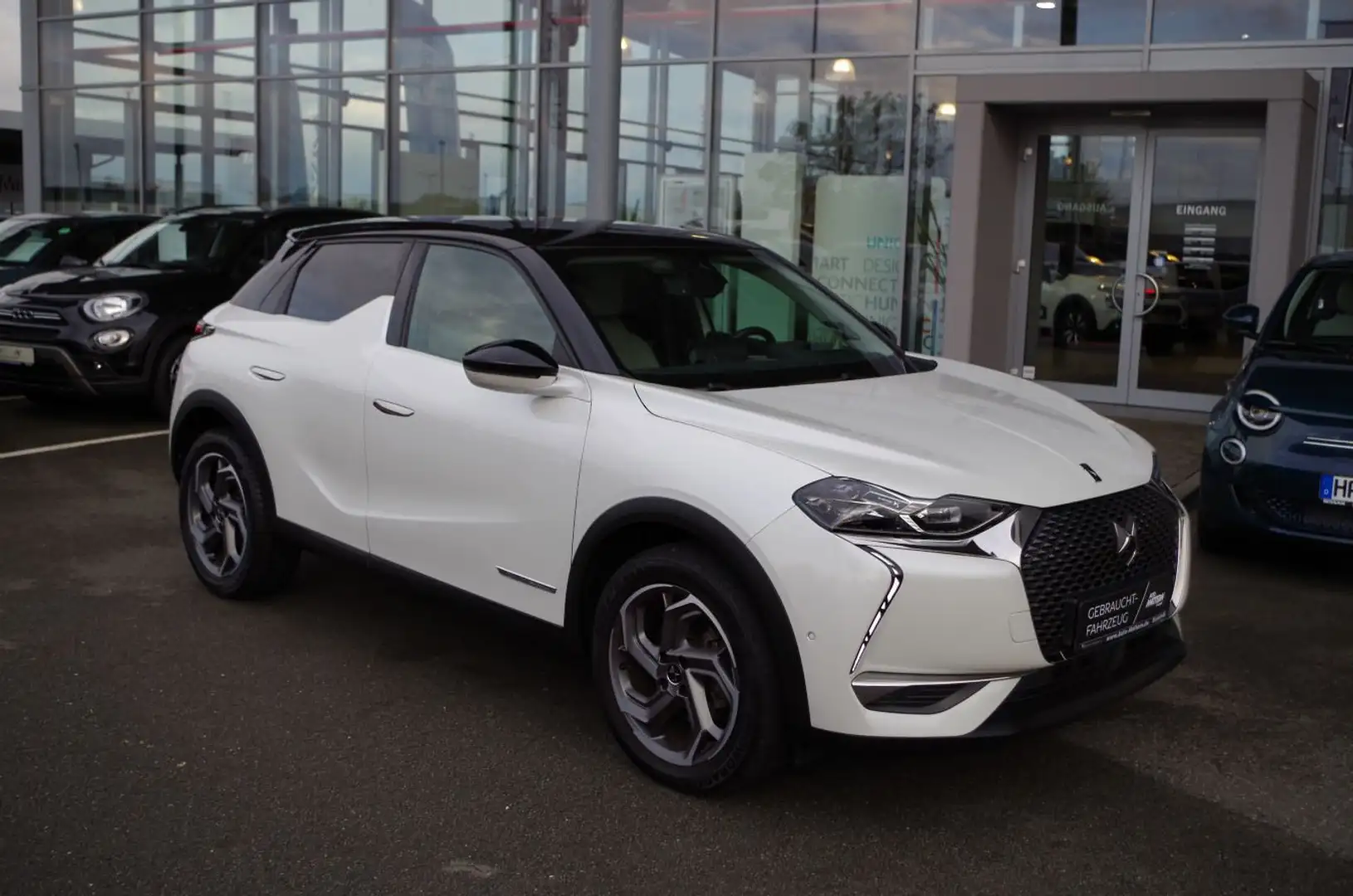 DS Automobiles DS 3 Klimaaut.|NAVI|SHZ|Einparkhilfe|CarPlay|LED| Weiß - 2