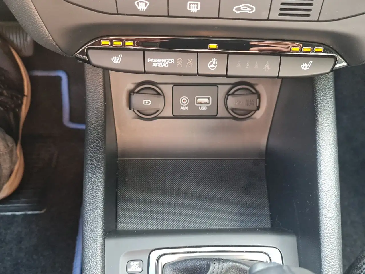 Hyundai i20 *Automatik*Navi*Rkamera*SHZ*LHZ*PDC*CarPlay*, миниатюра 18