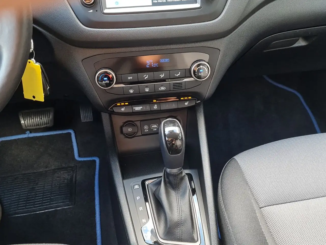 Hyundai i20 *Automatik*Navi*Rkamera*SHZ*LHZ*PDC*CarPlay*, миниатюра 13