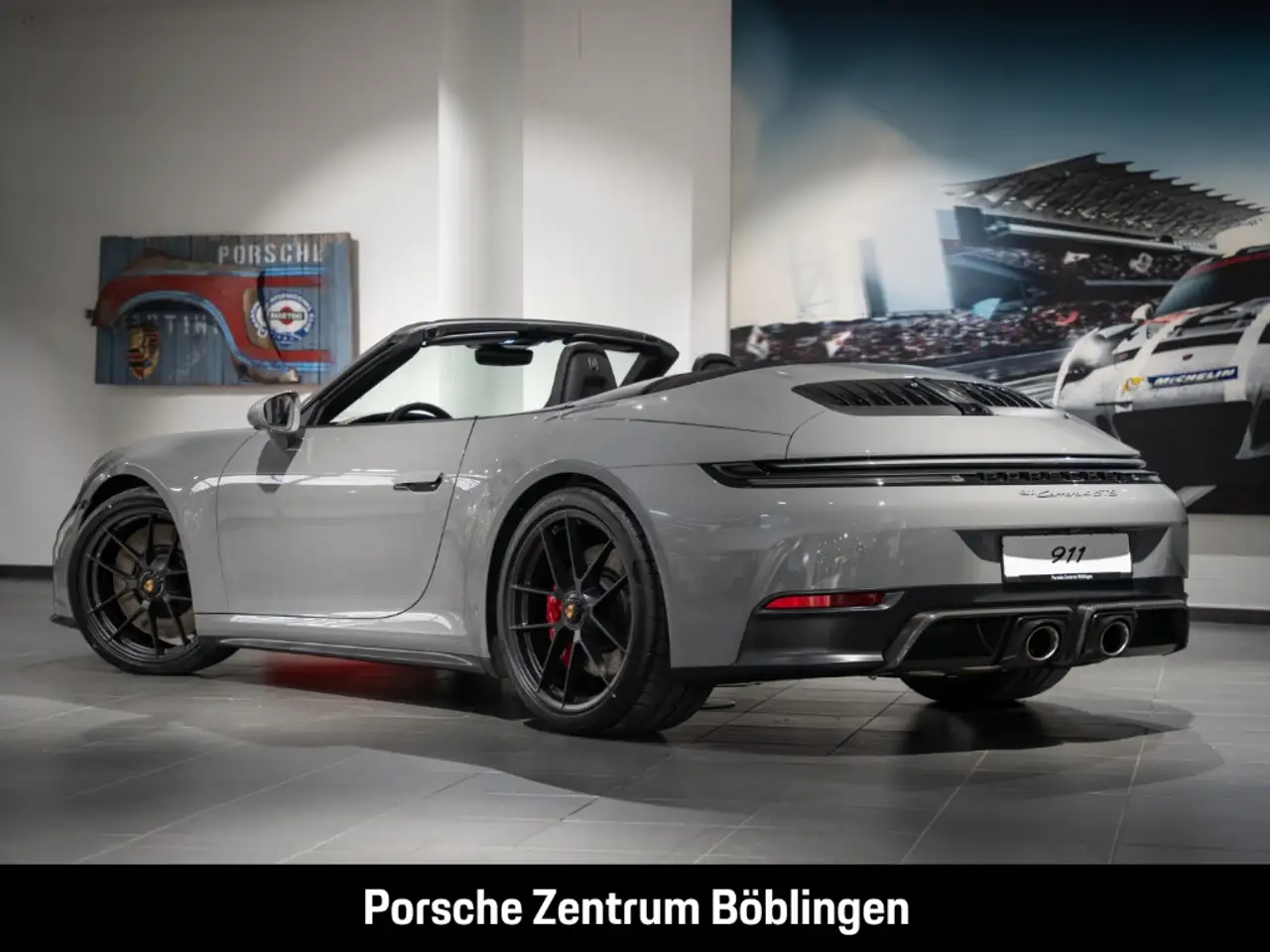 Porsche 992 911 Carrera 4 GTS Cabrio Burmester Clubleder 3