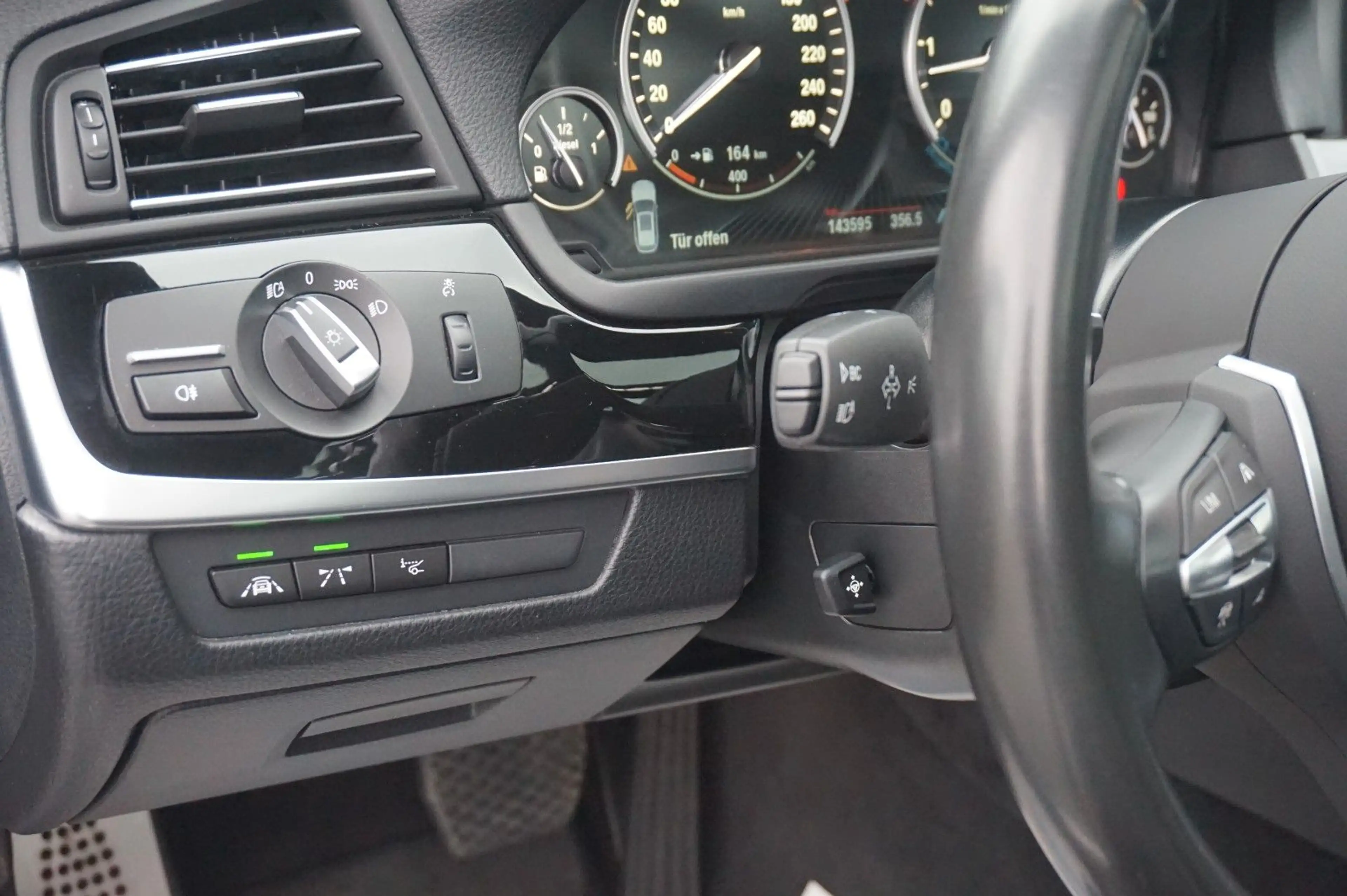BMW 550 d Touring xDrive*PAN~H&K~Nappa L~98% Voll — photo 15