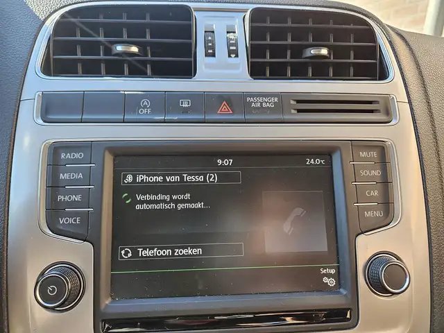 Volkswagen Polo view 12