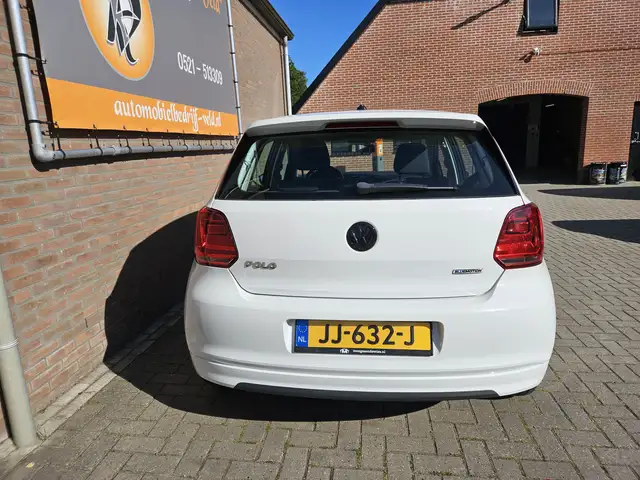 Volkswagen Polo view 22