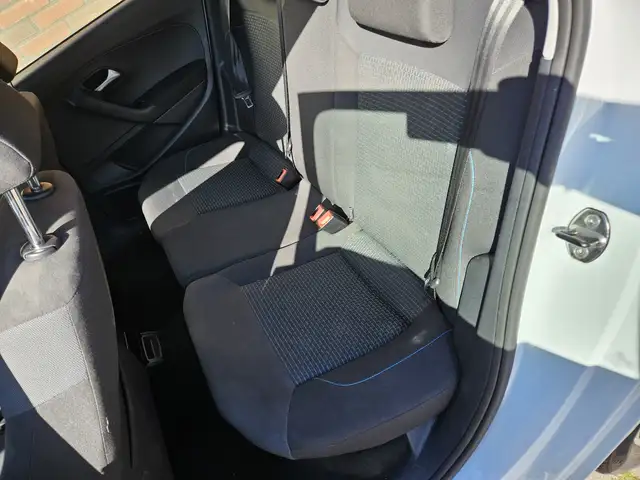 Volkswagen Polo view 20
