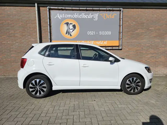 Volkswagen Polo view 24