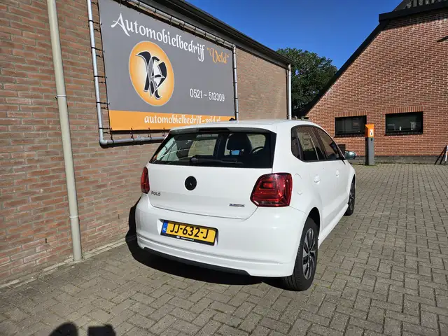 Volkswagen Polo view 21