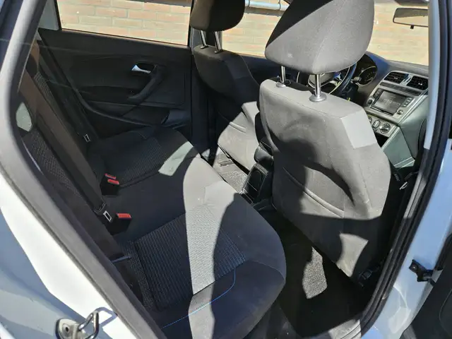 Volkswagen Polo view 26
