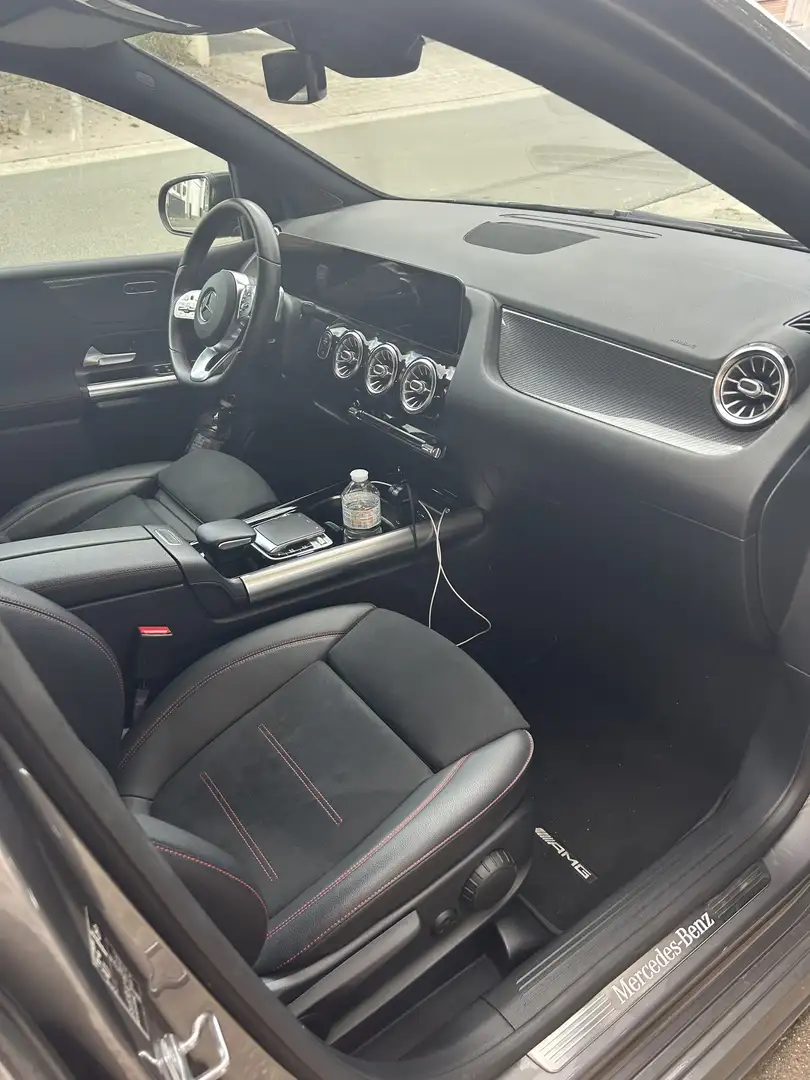 Mercedes-Benz B 200 7G-DCT AMG Line - 1