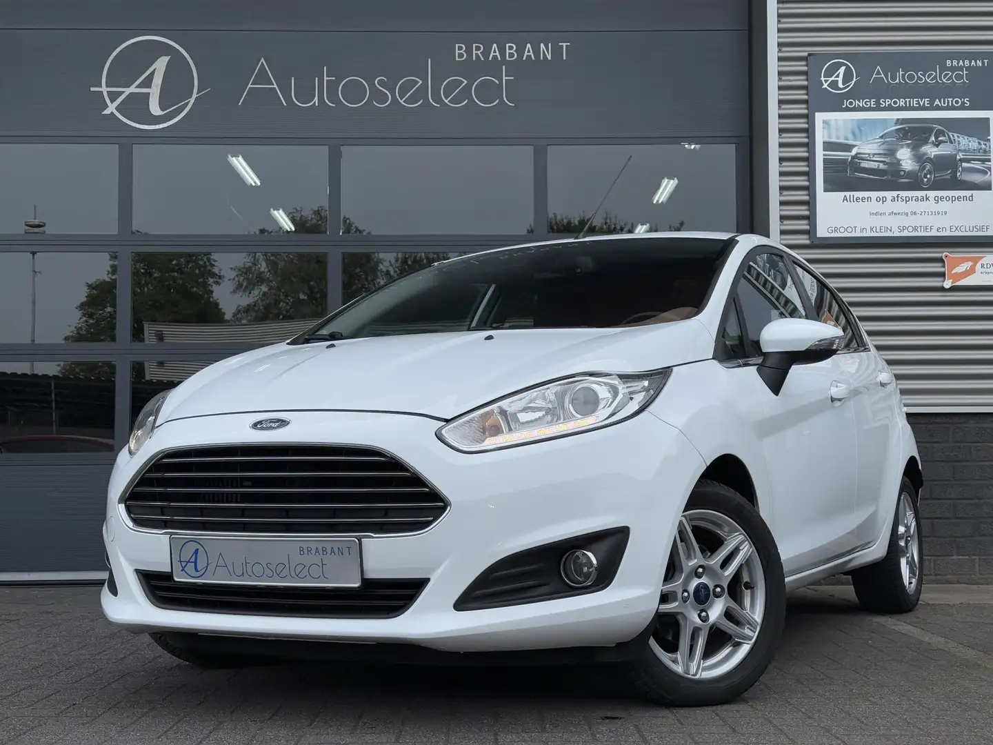 Ford Fiesta 1.0 EcoBoost Titanium Clima Cruise Bluetooth Blanc - 1