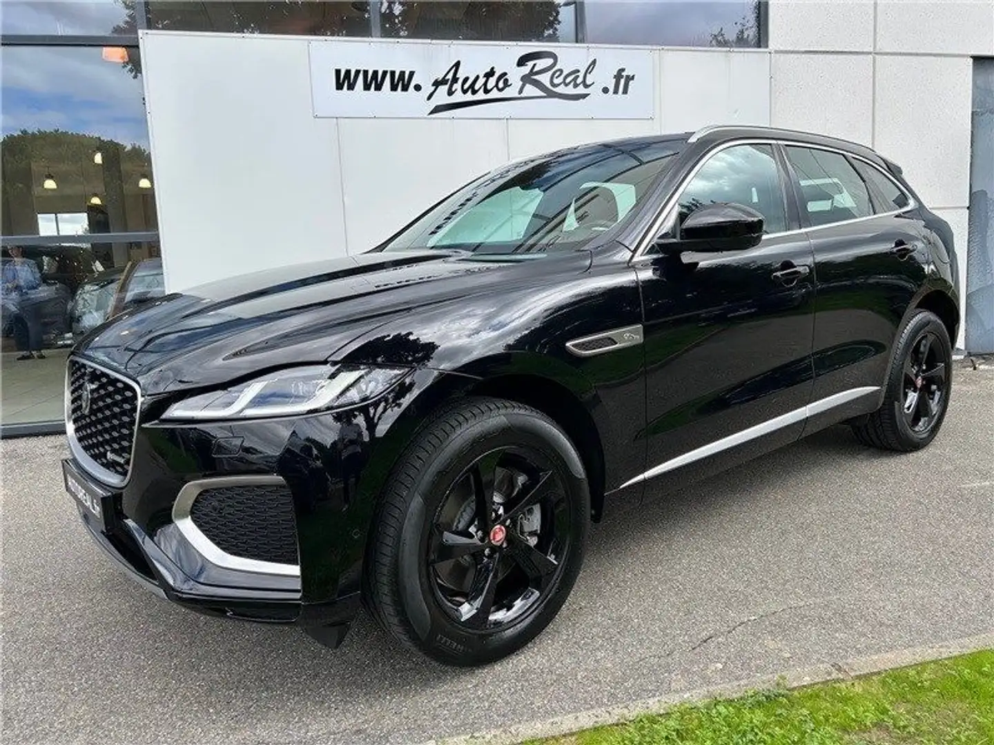 Jaguar F-Pace 2.0 - P400e PHEV AWD BVA8 R-Dynamic S Noir - 1