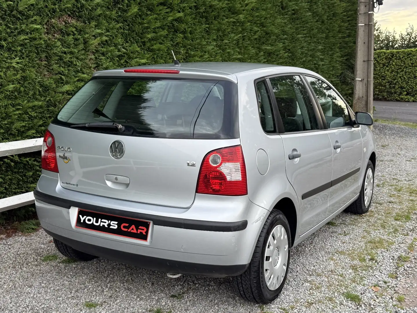 Volkswagen Polo 1.2i Comfortline -- Garantie 12 Mois -- Gris - 2