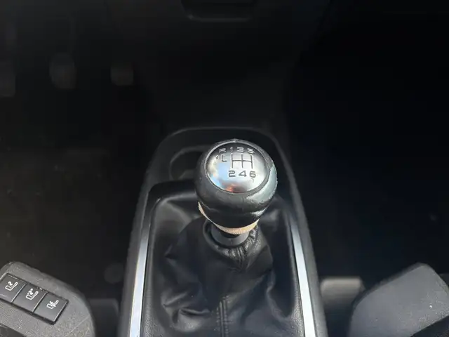 Citroen C4 Picasso view 9