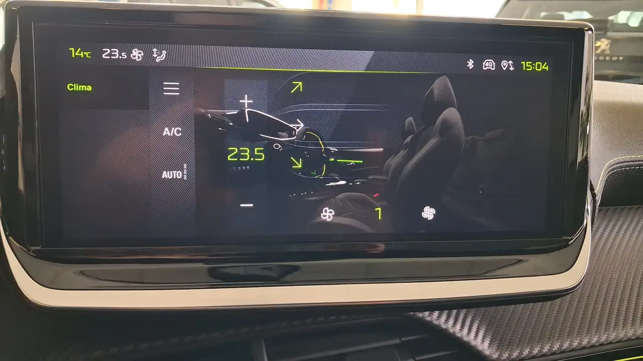 Peugeot 208 1.2 puretech GT 14