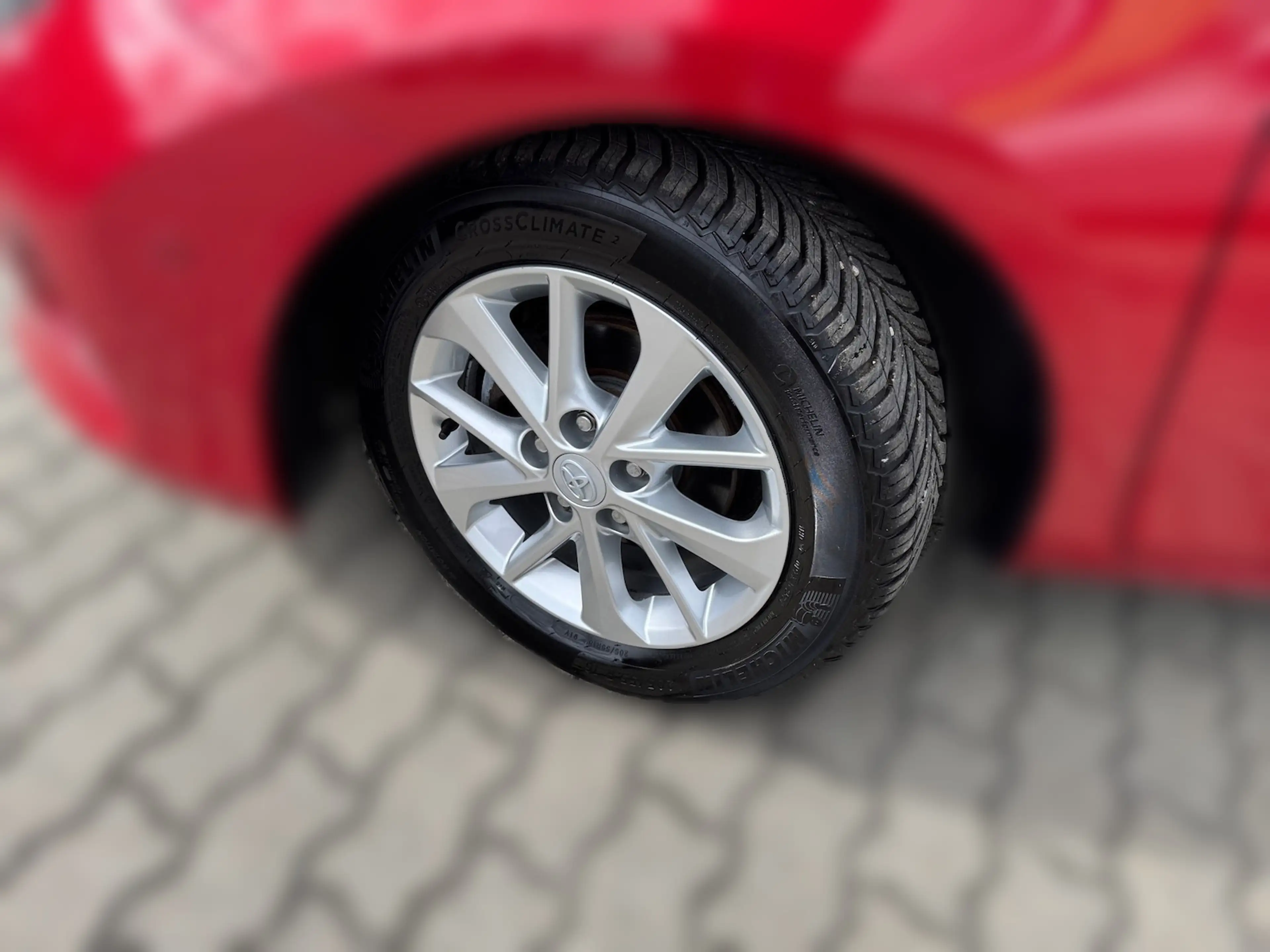 Toyota Auris Start Edition Navi*Kamera*AHK*SHZ*Tempomat* — photo 12