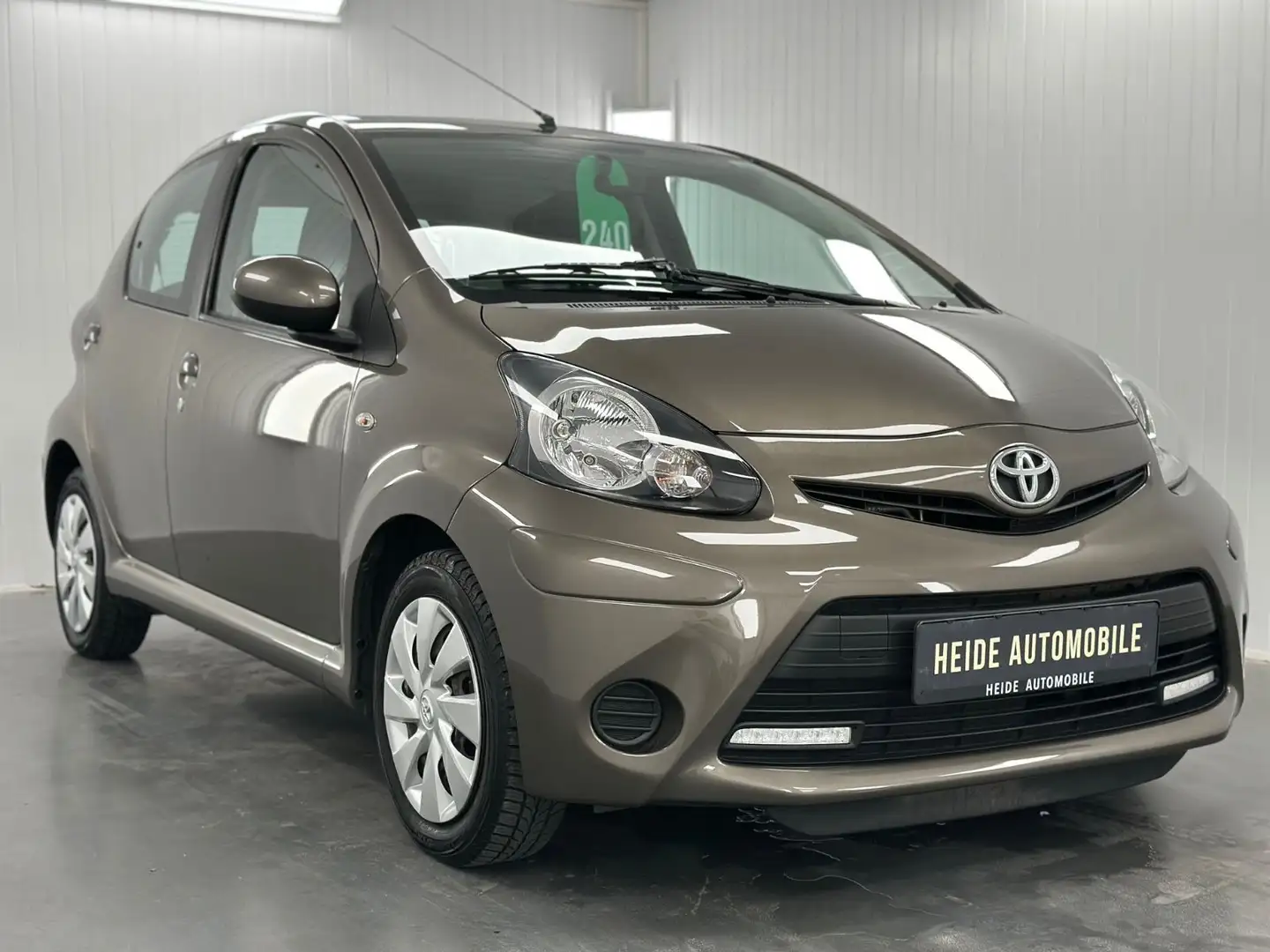 Toyota AYGO Cool Go Navigation Klima 2. Hand - 2