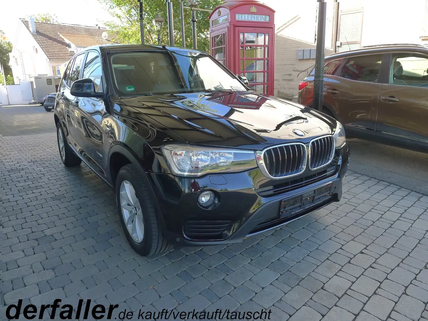 BMW X3 XDrive 20i Advantage Schwarz - 1