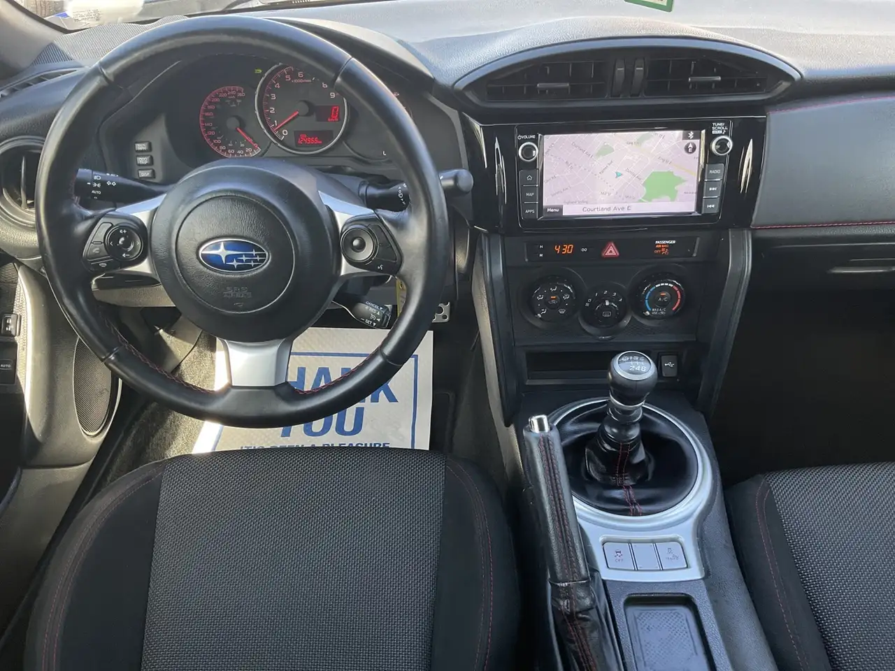 Subaru BRZ снимка Subaru BRZ