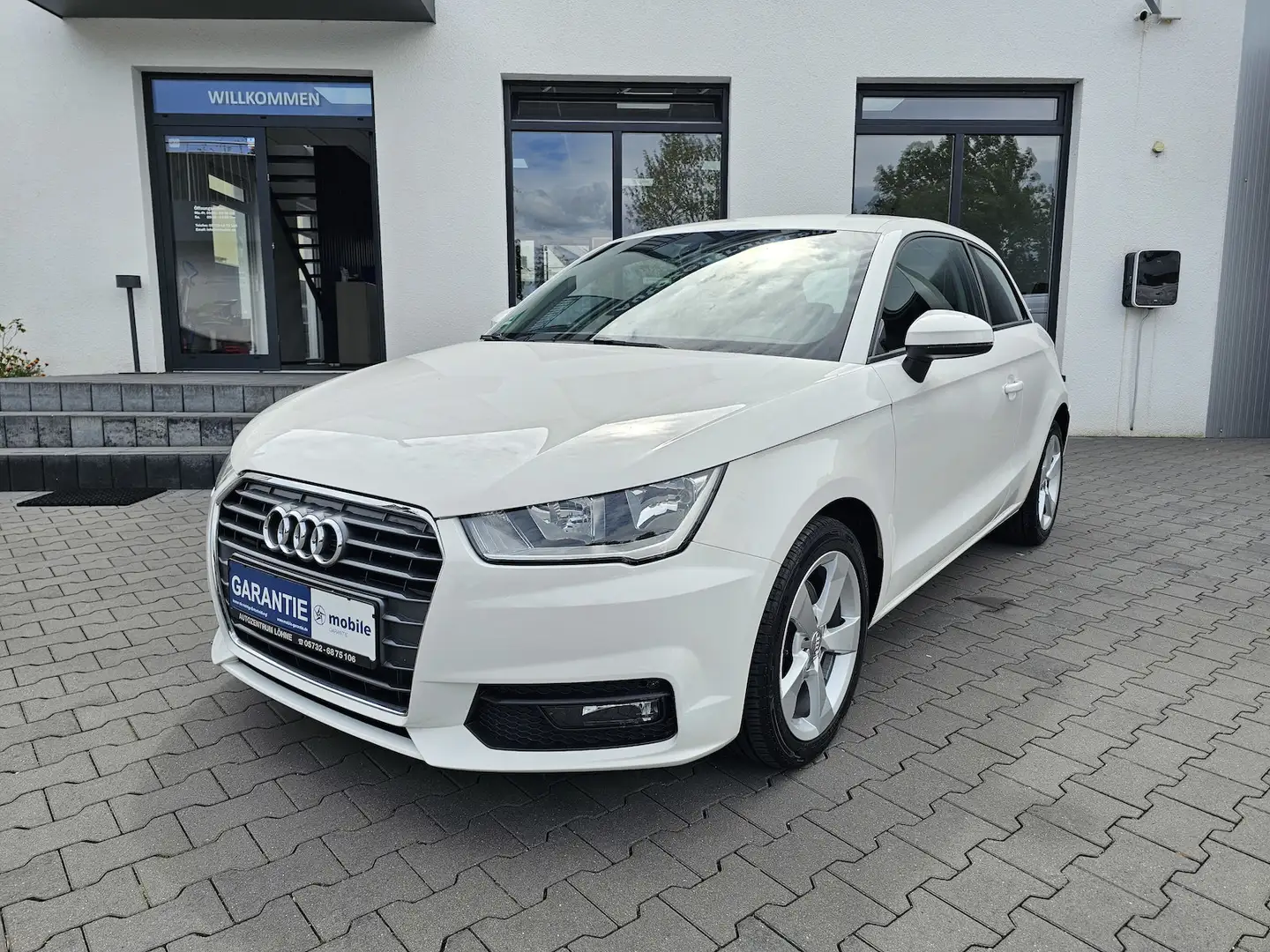 Audi A1 1.6 TDI Sport NAVI XENON TEMPO.SHZ Blanc - 1
