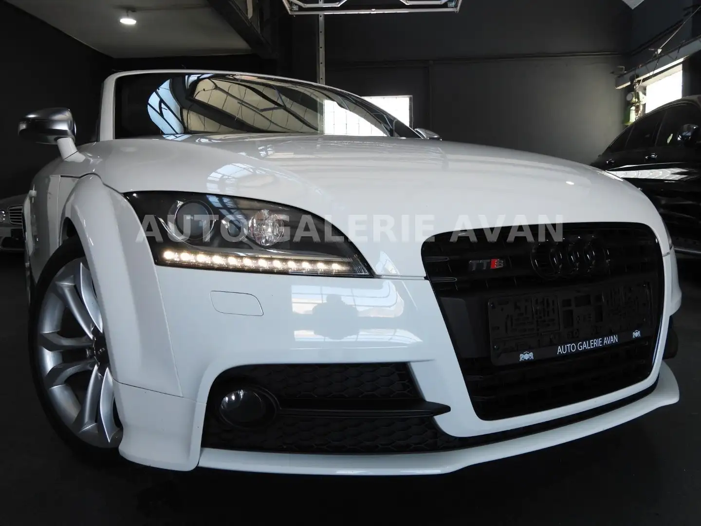 Audi TTS 2.0 TFSI TTS ROADSTER QUATTRO Weiß - 1