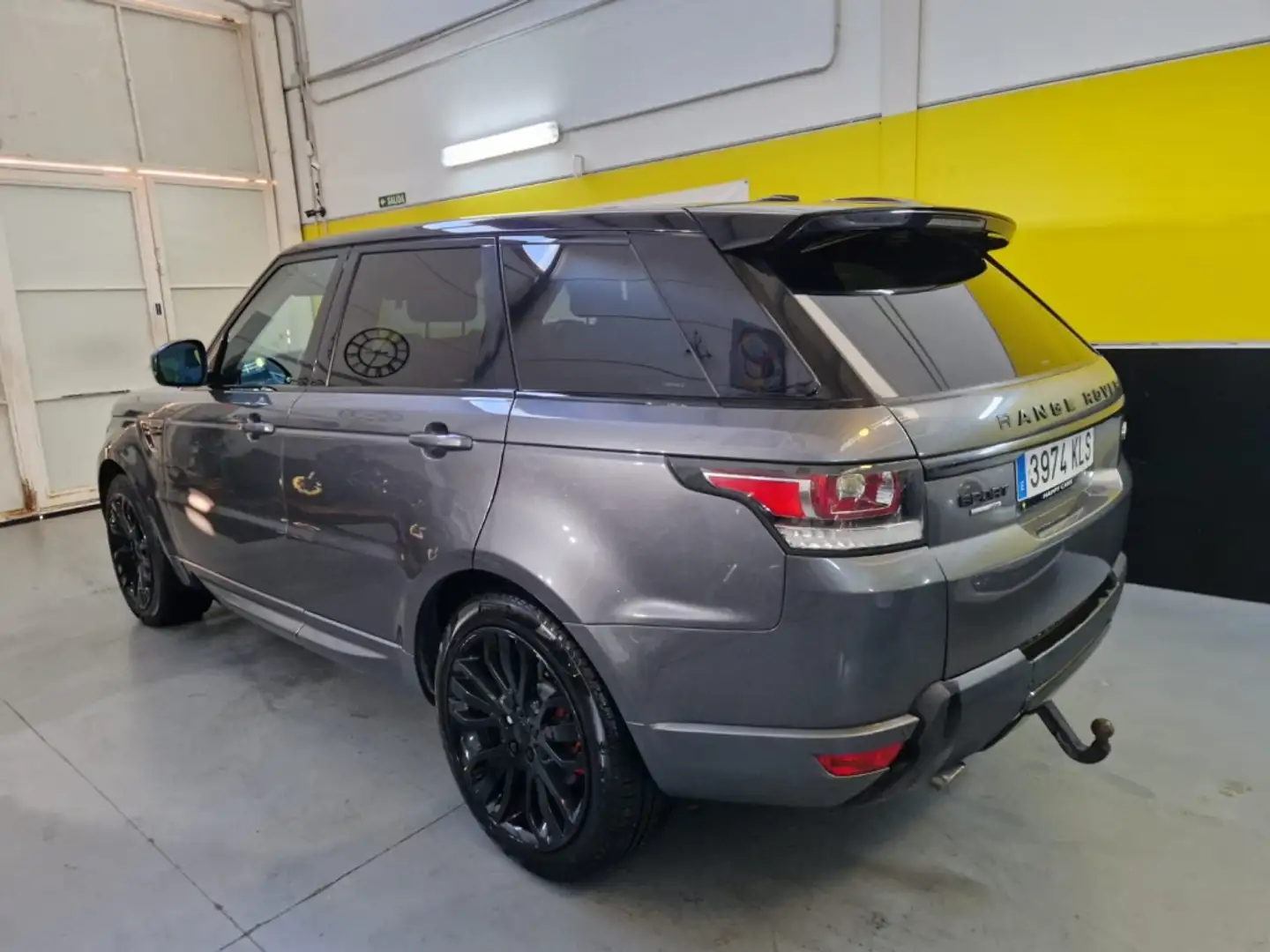 Land Rover Range Rover Sport 3.0TDV6 HSE Aut. Gris - 2