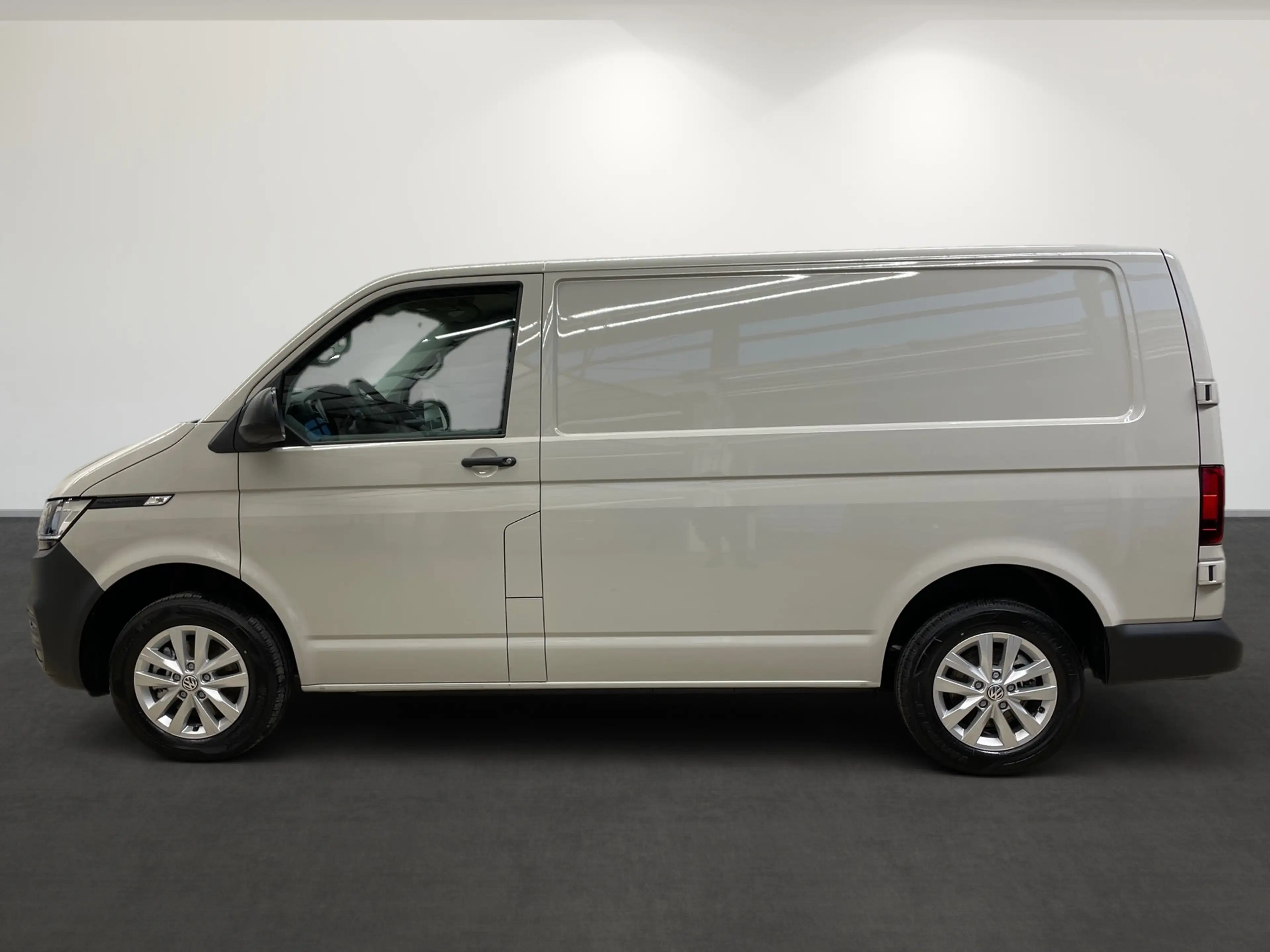 Volkswagen T6.1 Transporter Kasten 2.0 TDI KR *AHK*APPCON*PDC* — photo 7