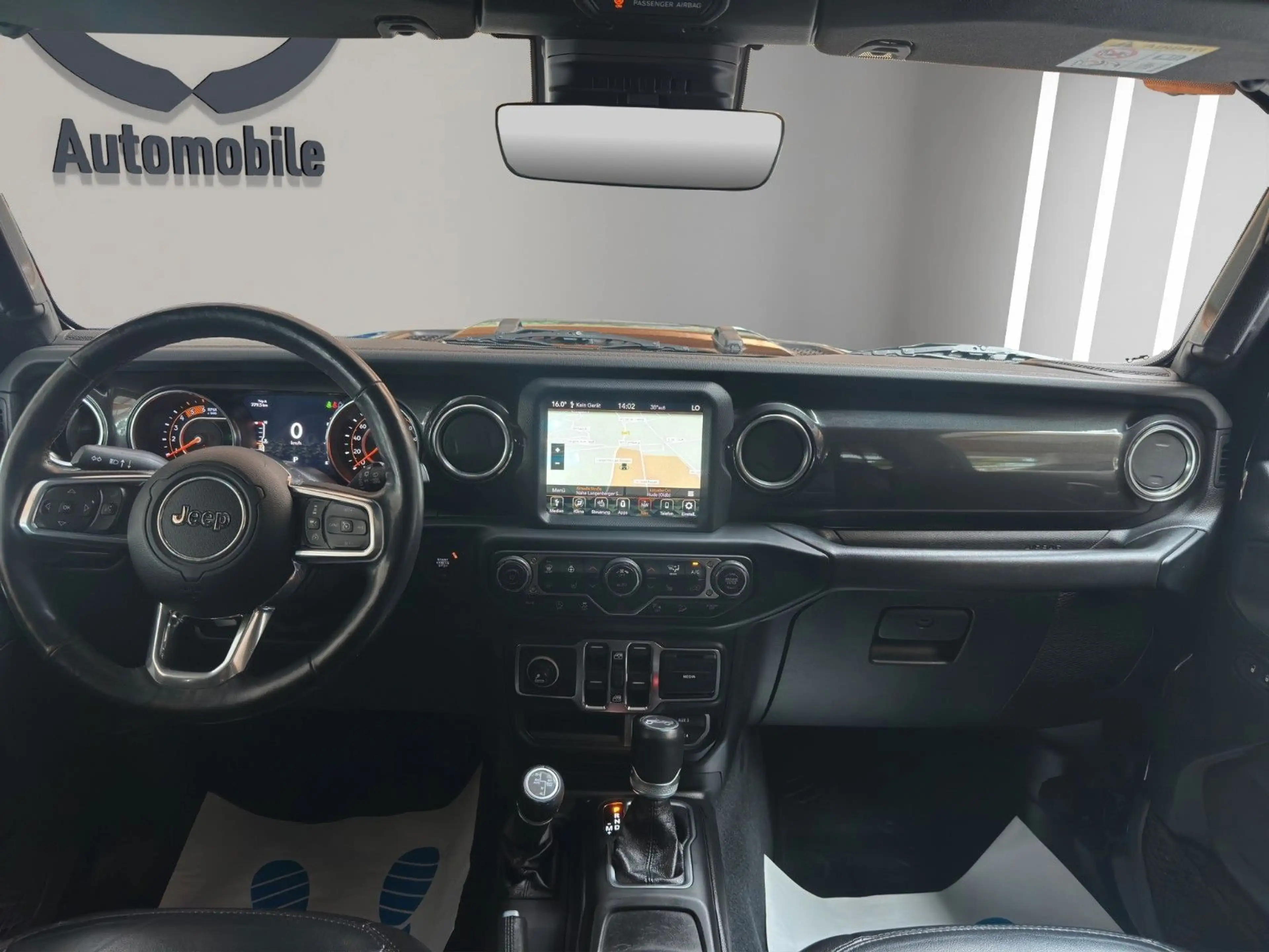 Jeep Wrangler Unlimited Sahara*RFK*UVM*TOP! — photo 14