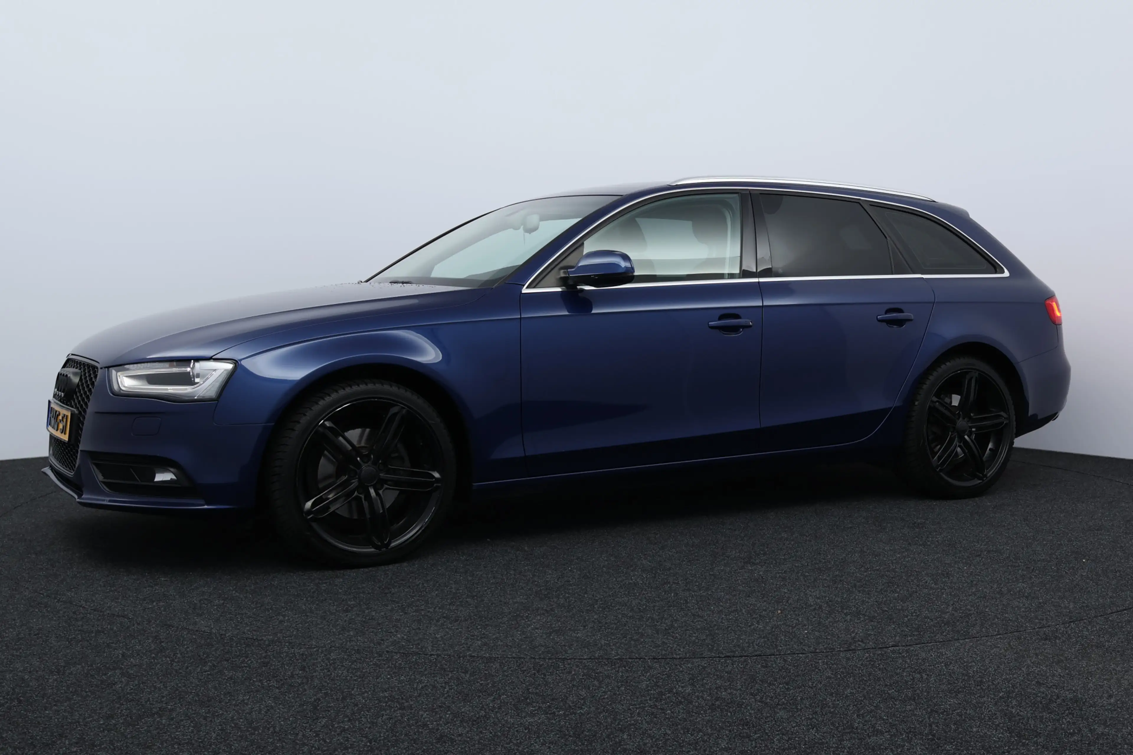 Audi A4 Avant 1.8 TFSI Business Edition/ Trekhaak!/ Xenon/ — photo 3