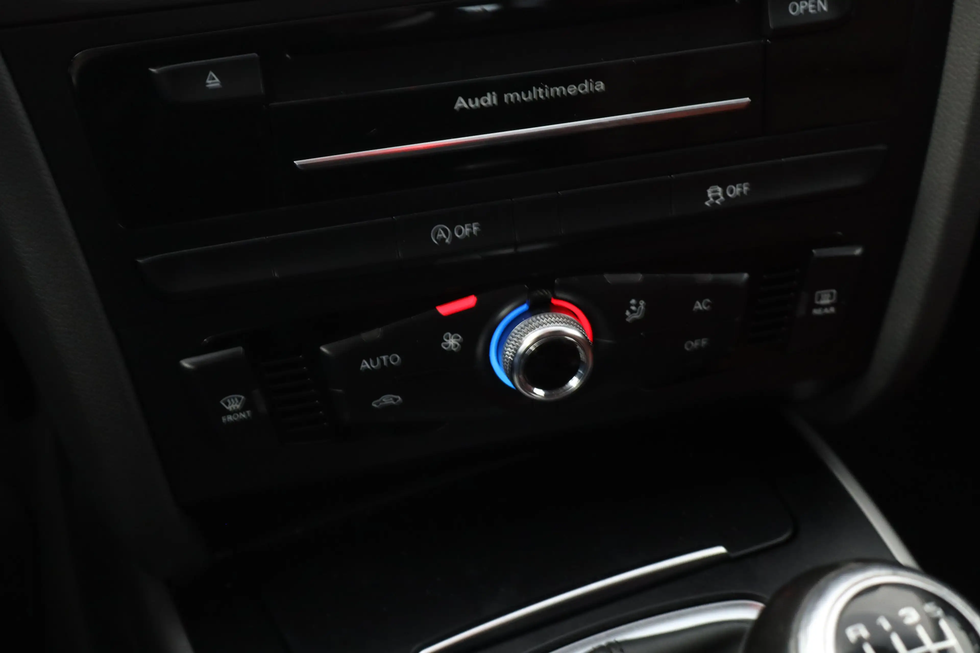 Audi A4 Avant 1.8 TFSI Business Edition/ Trekhaak!/ Xenon/ — photo 19
