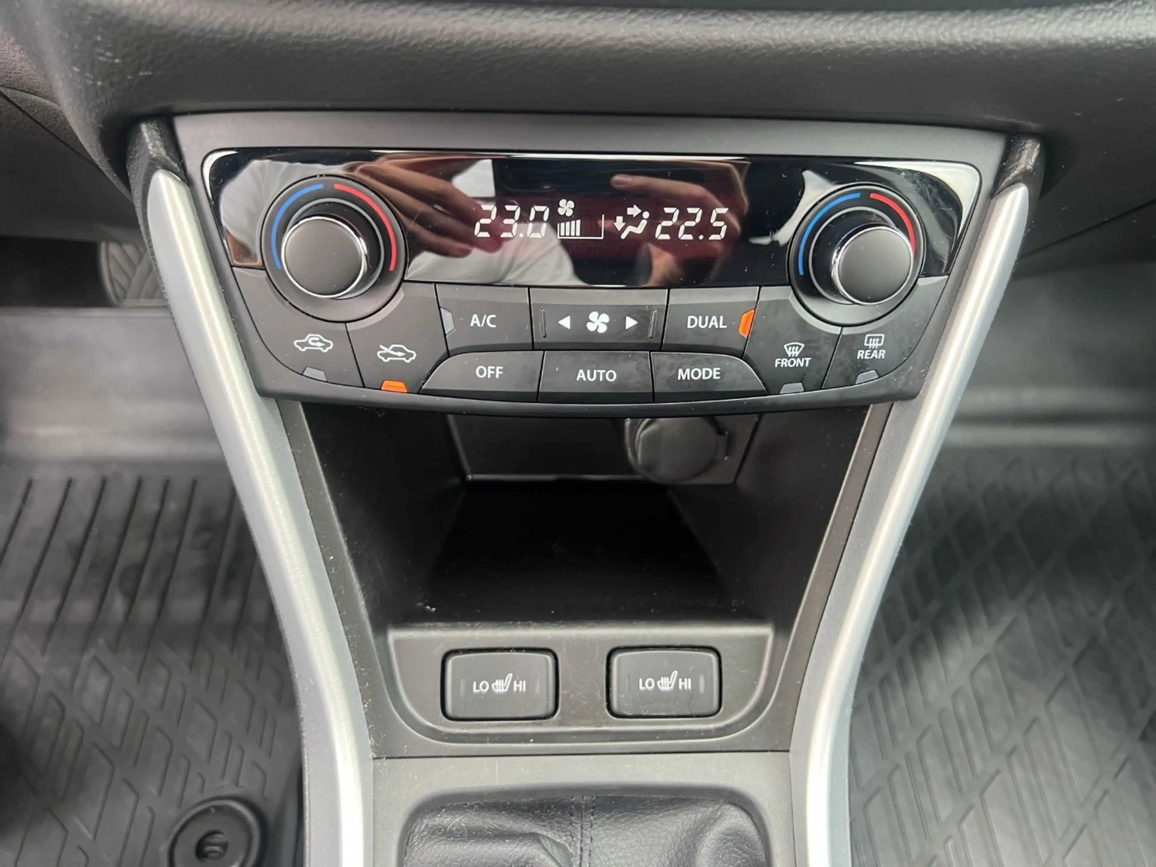 Suzuki SX4 S-Cross 1.4 DITC Allgrip flash — photo 13
